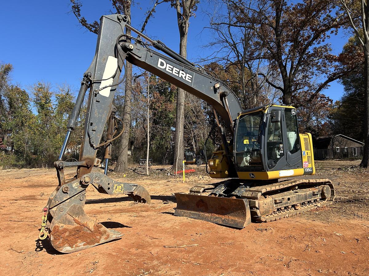 Used 2021 Deere 135G
