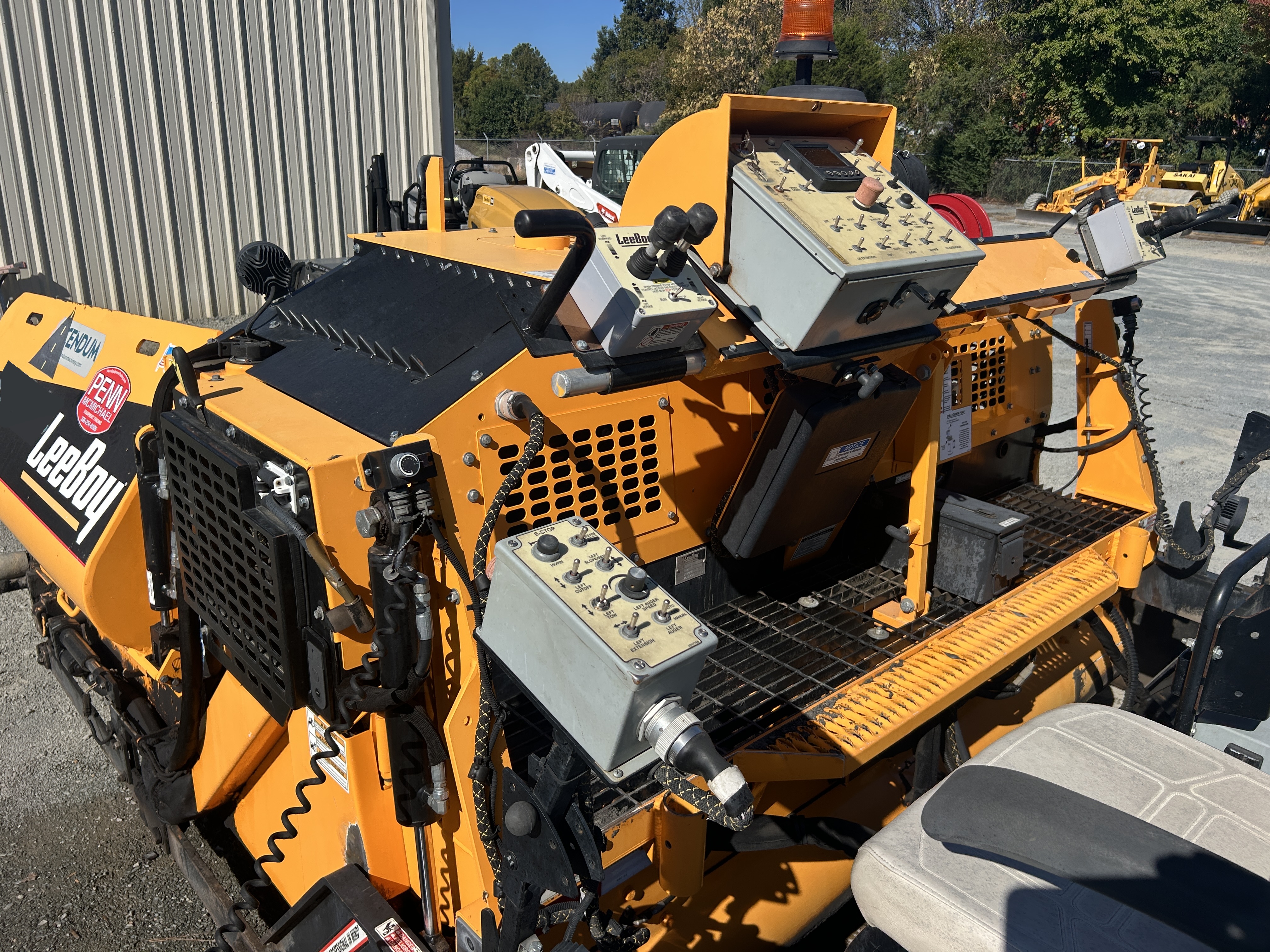 Used 2021 Leeboy 8515E