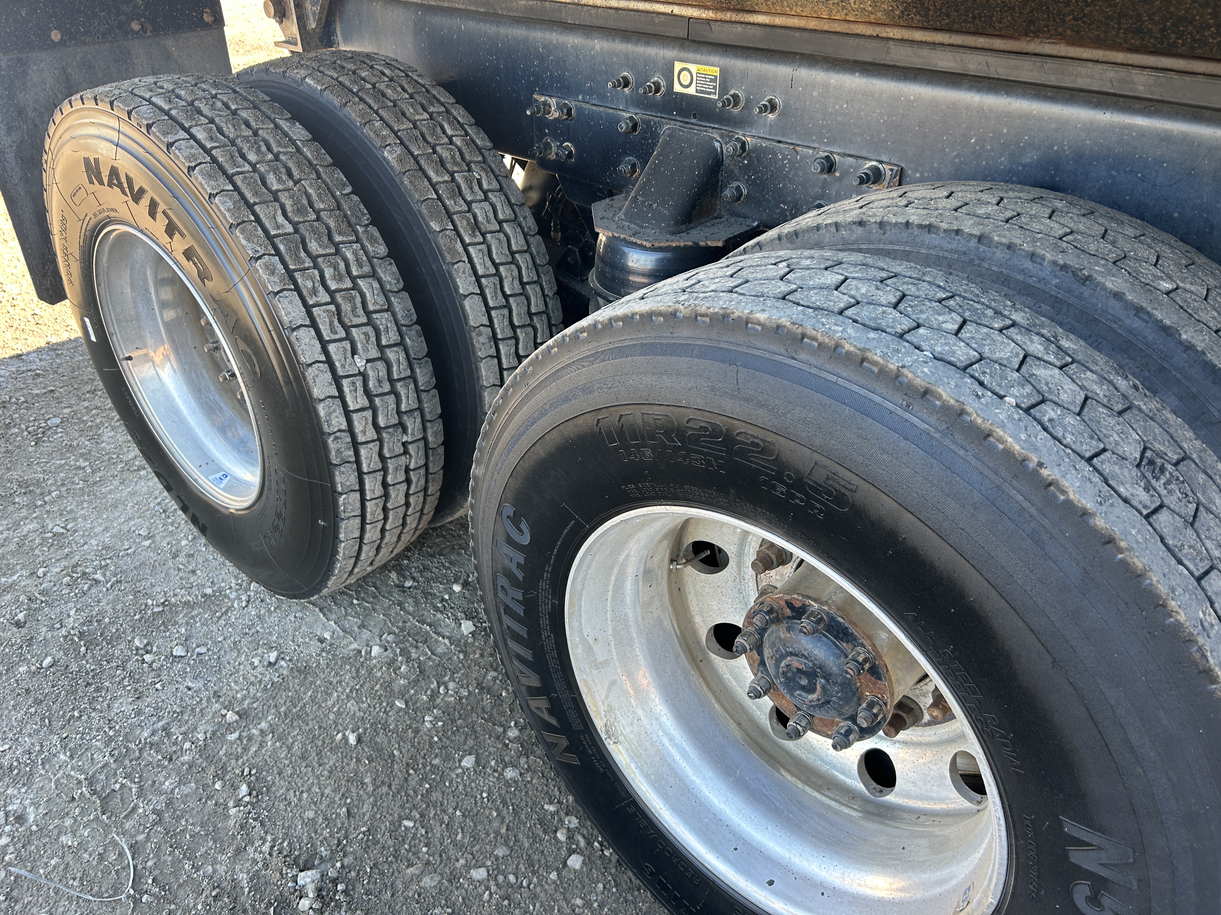 Used 2016 Kenworth T880 Quad Axle Dump Truck - Automatic