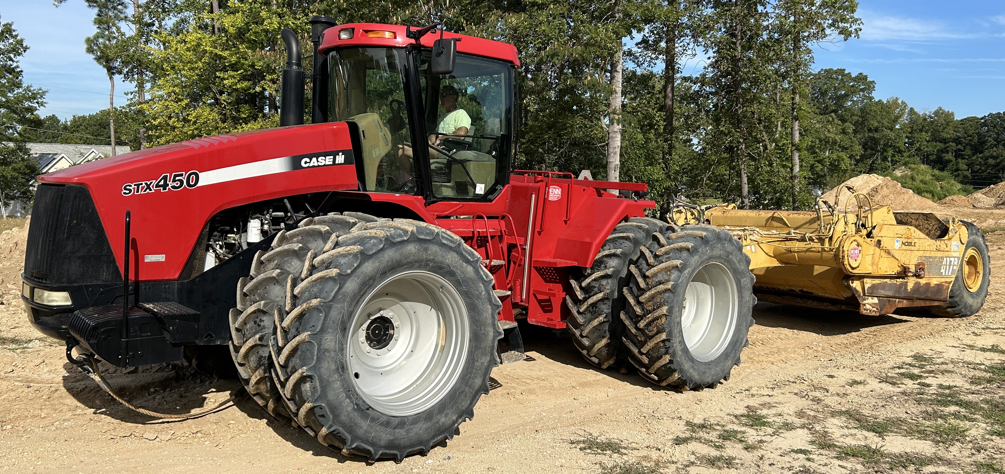 Used 2004 Case STX450 with 17 yard Noble Pull pan
