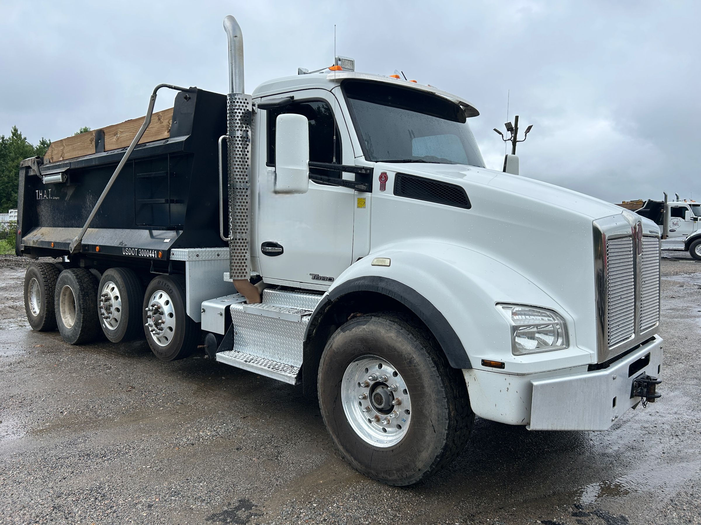 Used 2017 Kenworth T880 Quad Axle Dump Truck