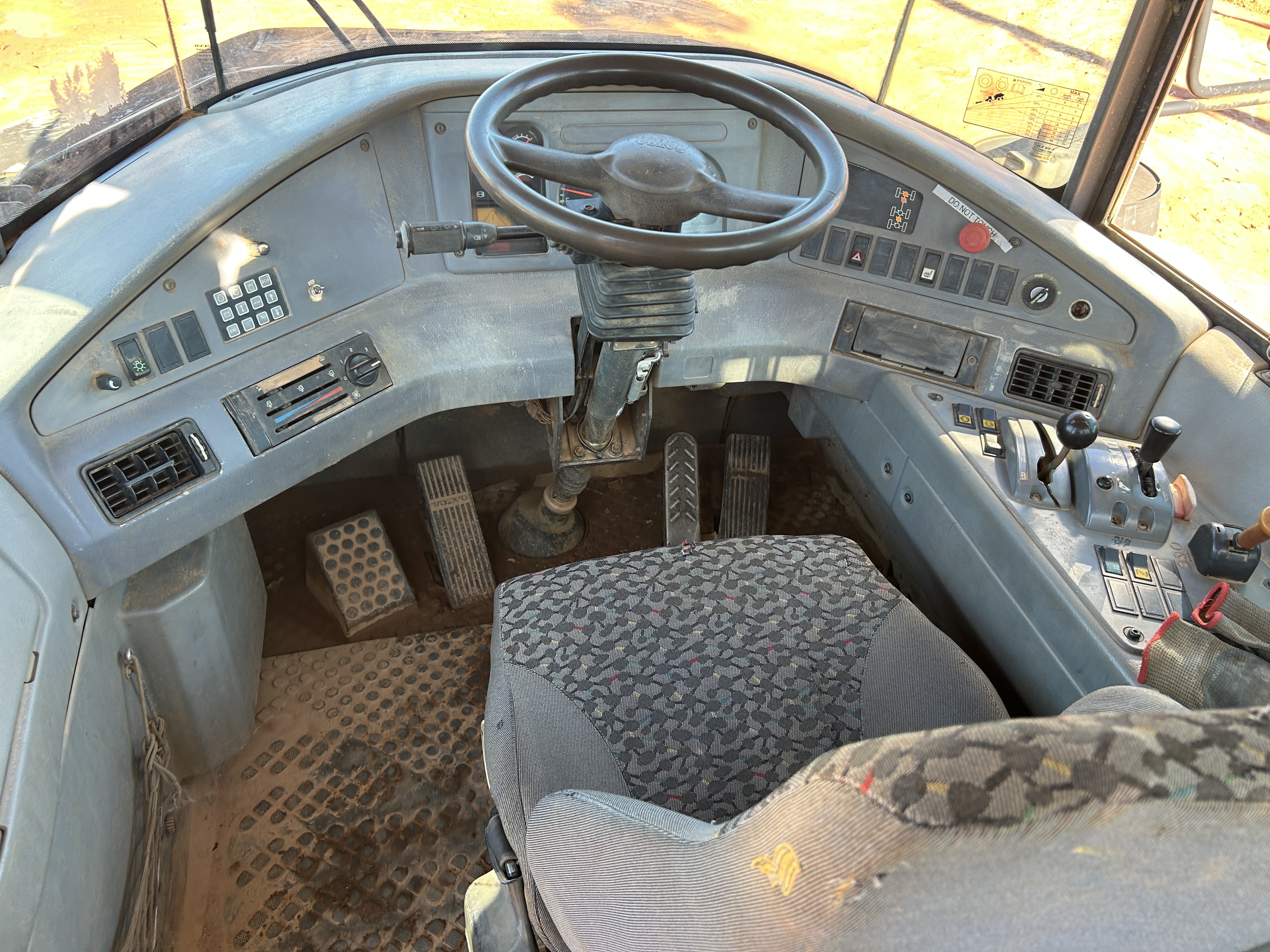 Used 2006 Volvo A25D