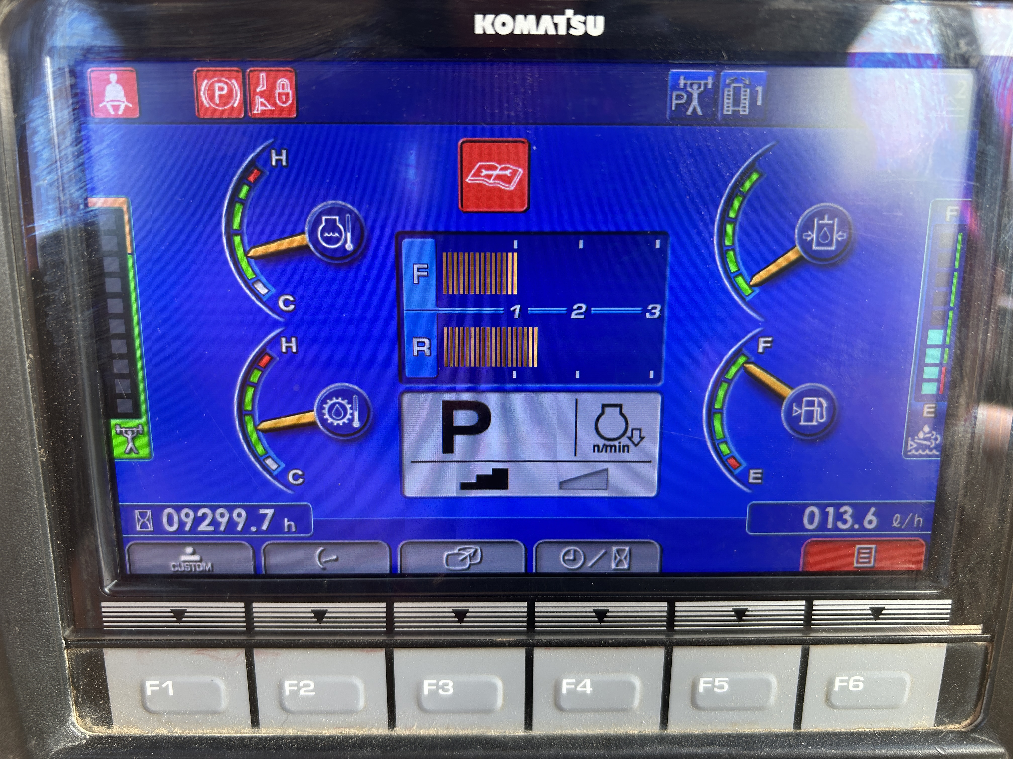 Used 2018 Komatsu D61PXi-24