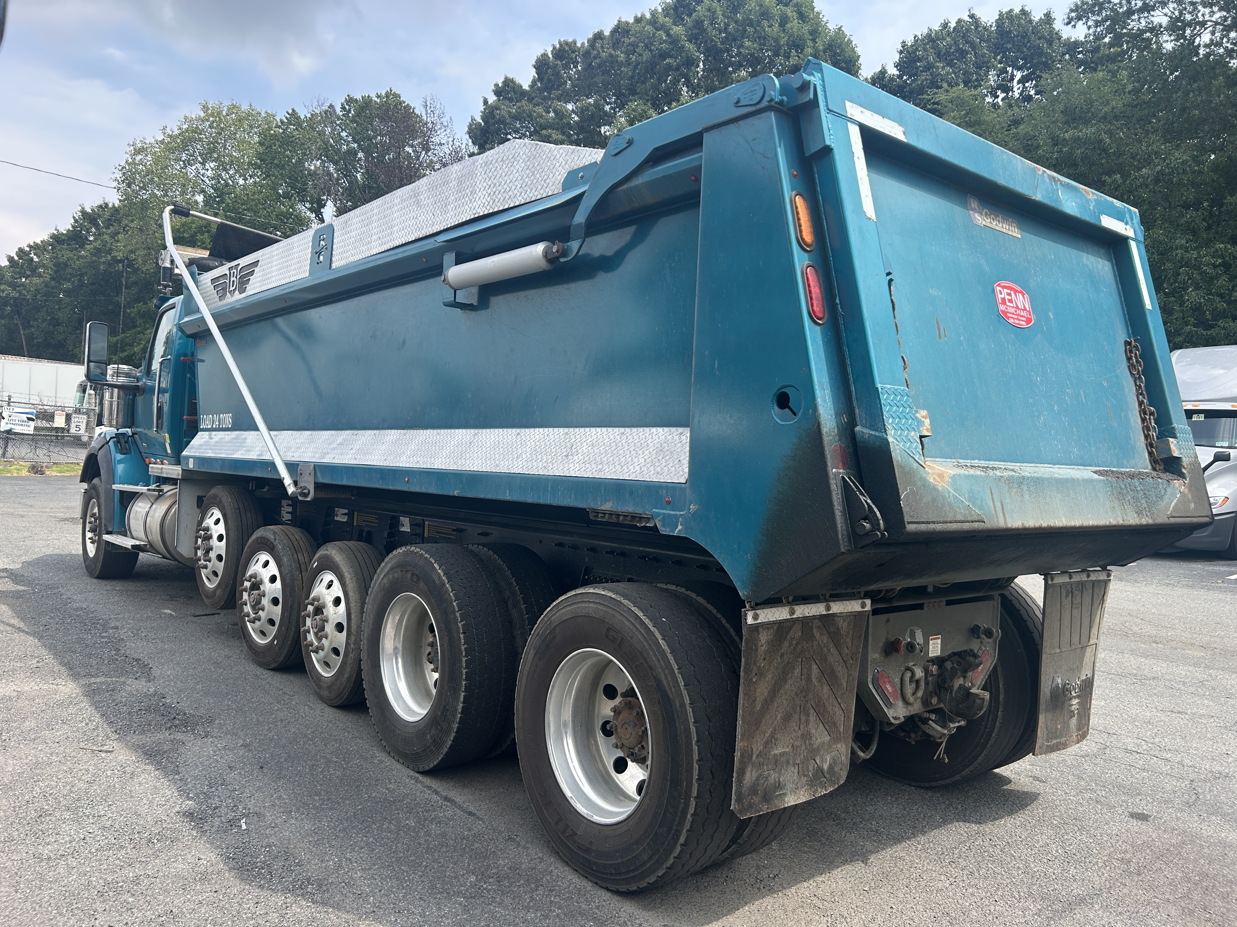 Used 2023 International HX620 Servere Duty Quint Axle Dump Truck