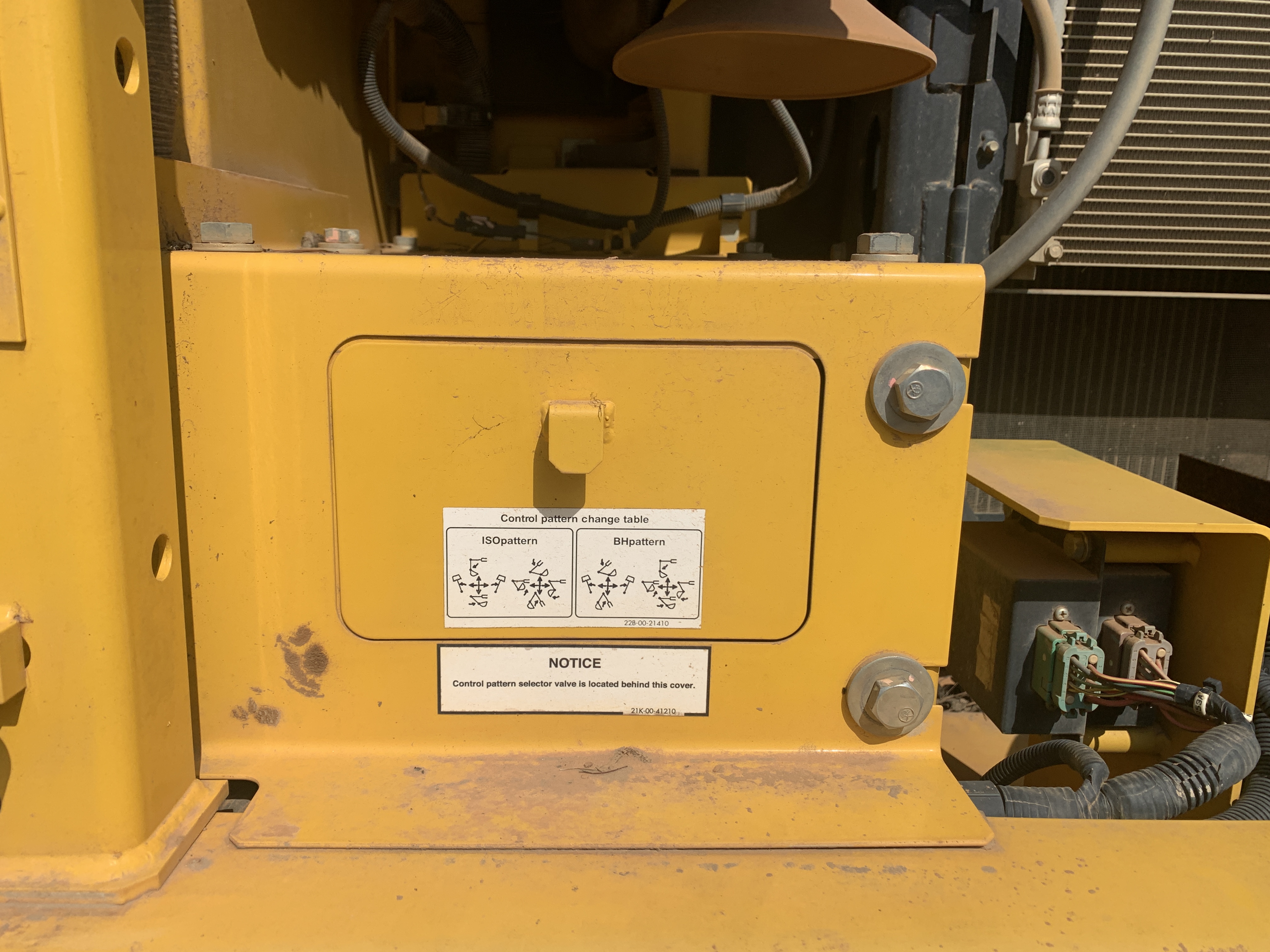 Used 2017 Komatsu PC170LC-11