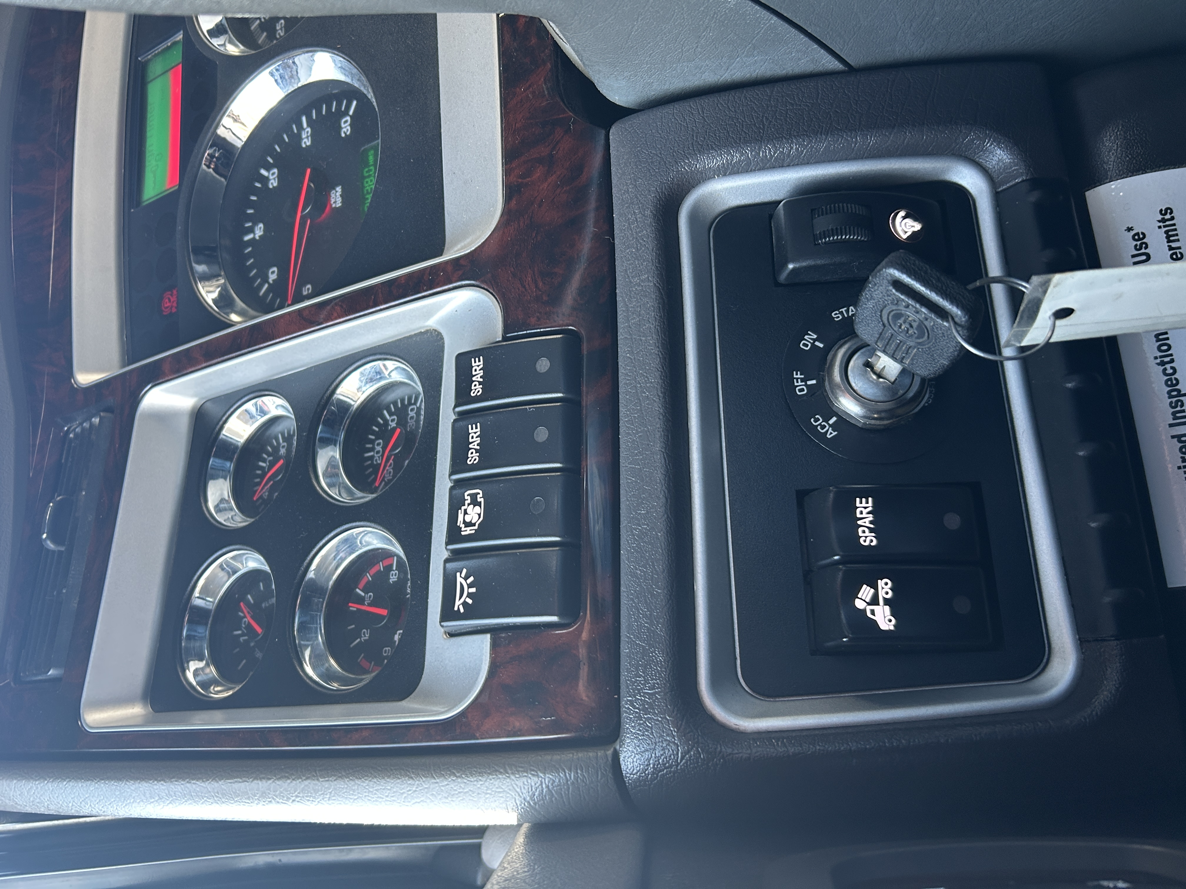 Used 2016 Kenworth T800 Heavy Haul