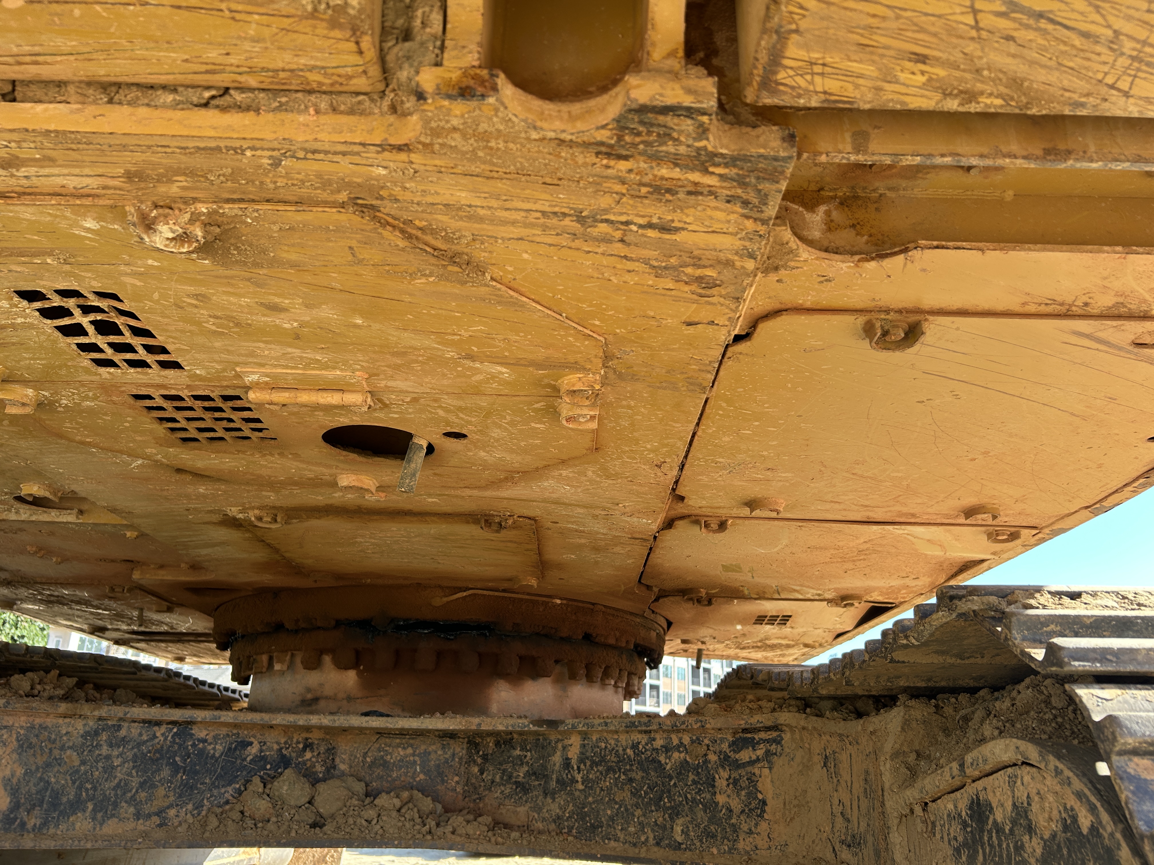 Used 2016 Caterpillar 323FL