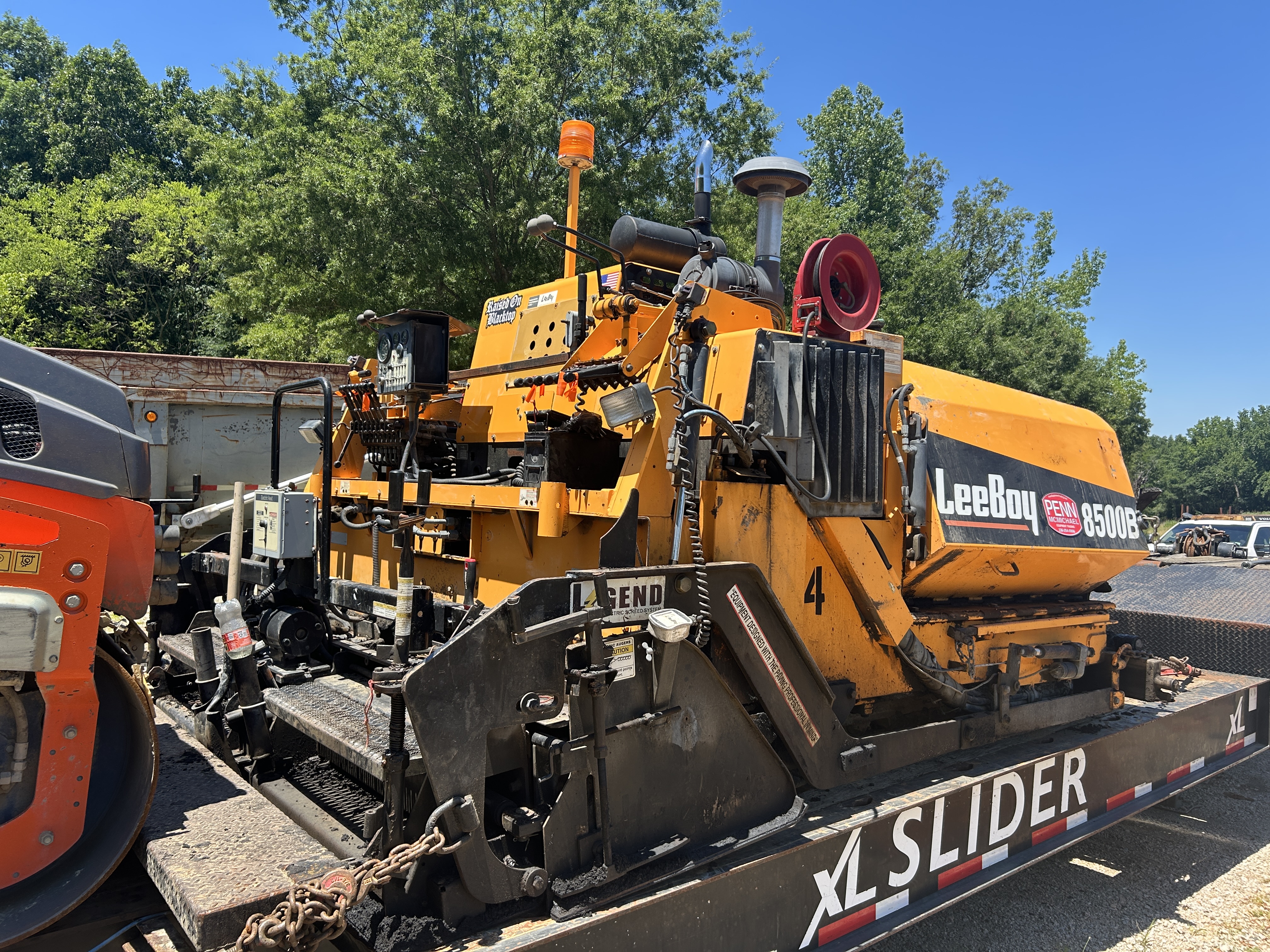 Used 2012 LeeBoy 8500B