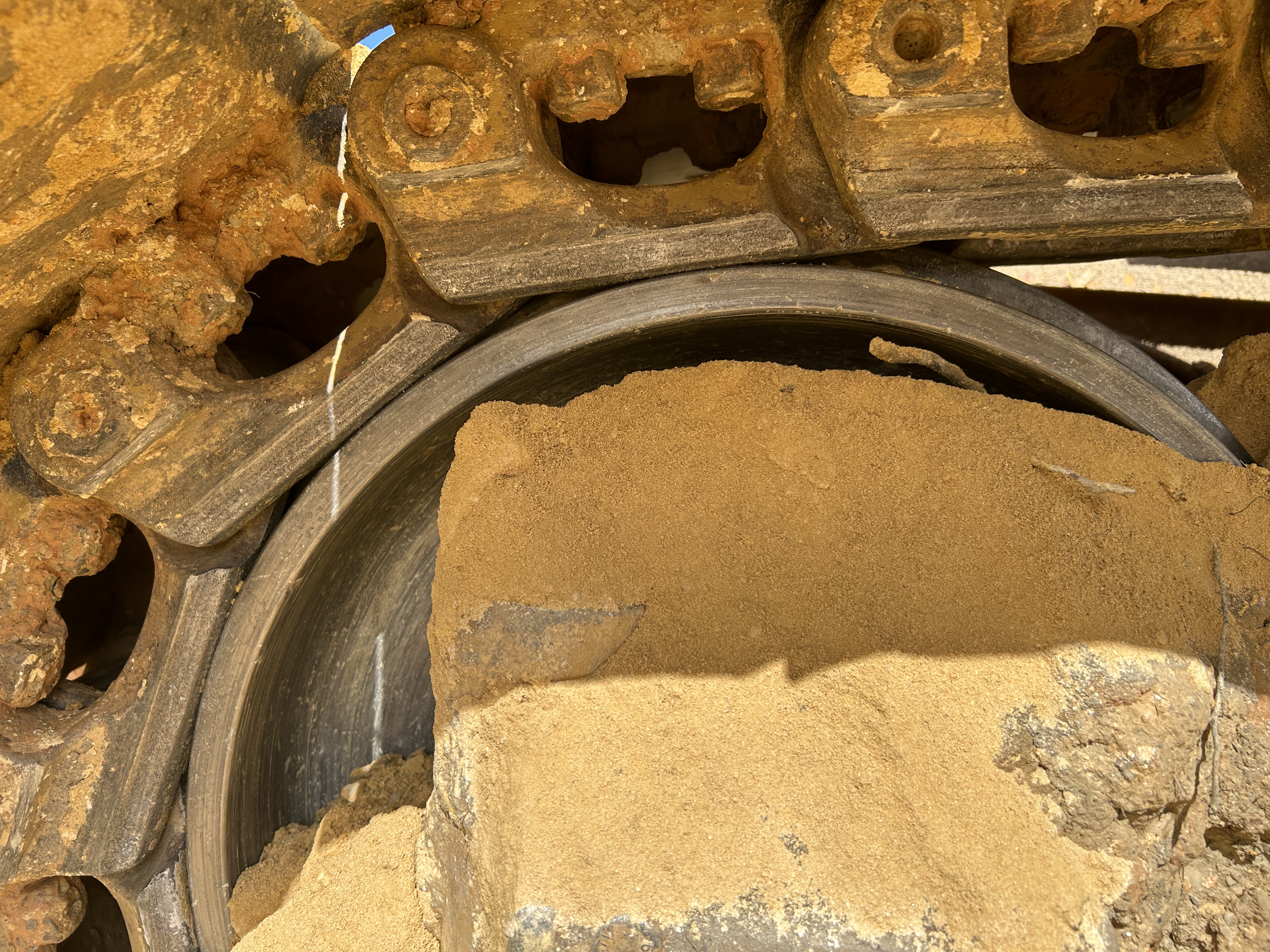 Used 2018 Komatsu D61PXi-24