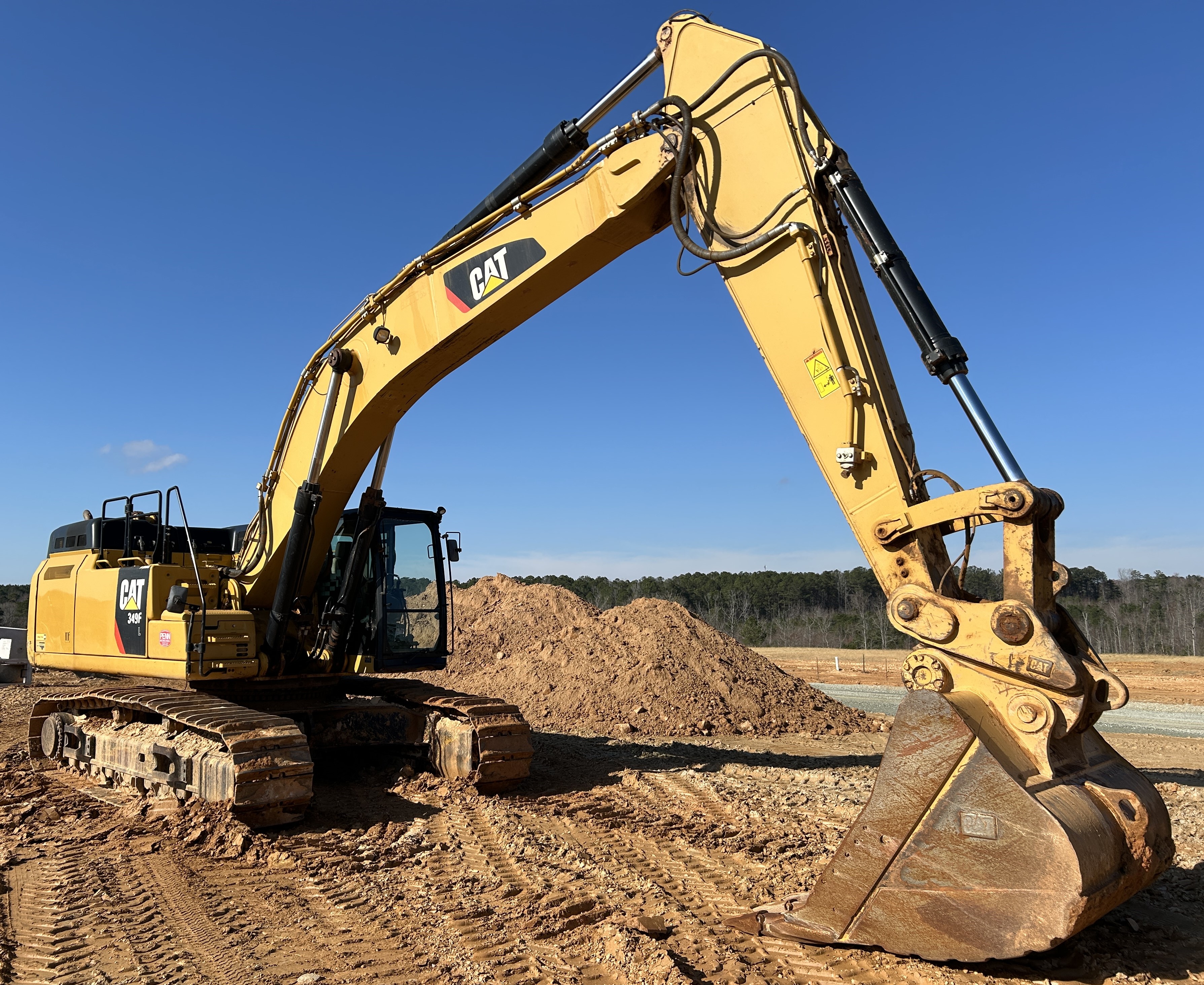 Used 2016 Caterpillar 349FL