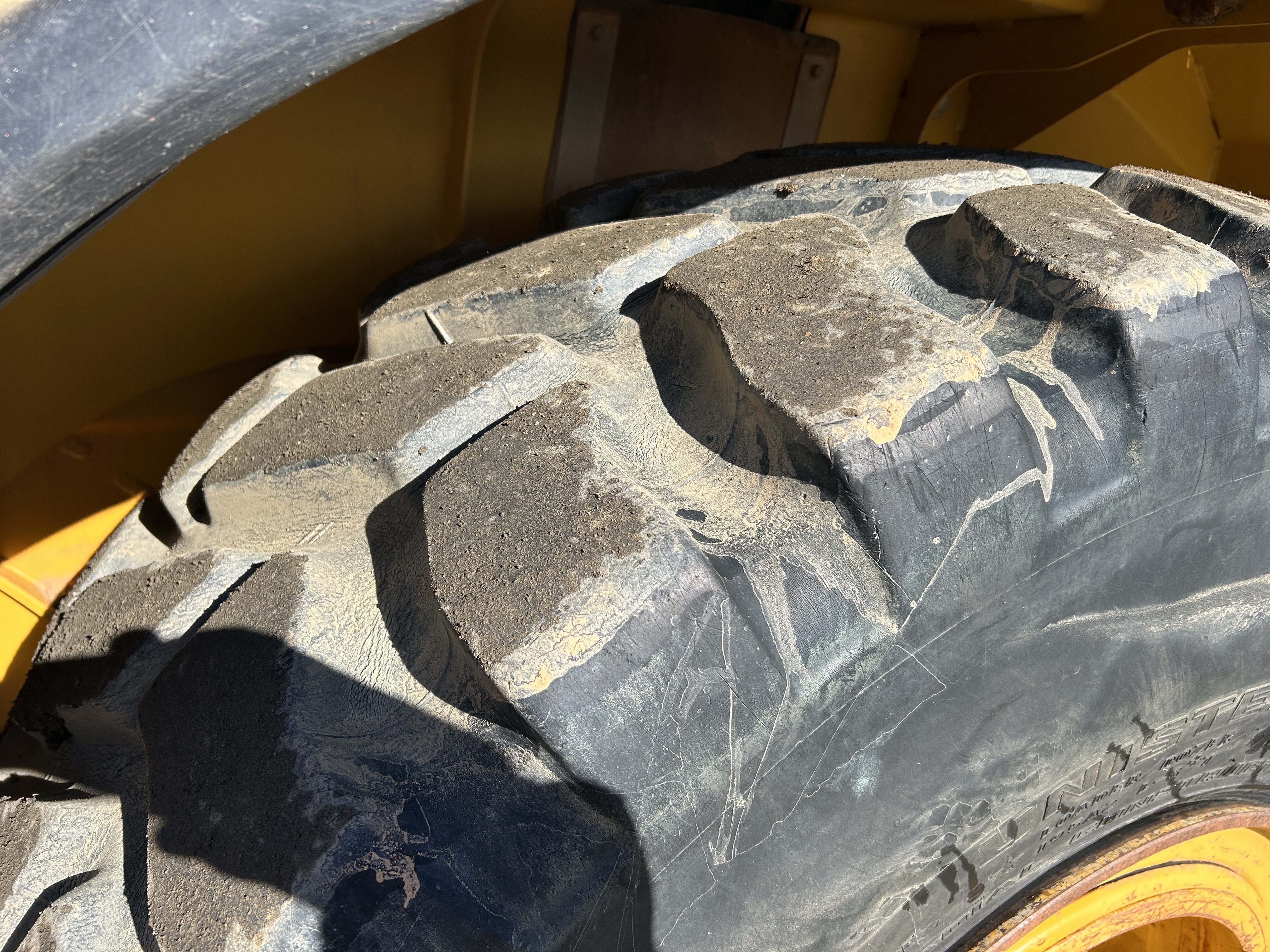 Used 2015 Deere 300D Series II