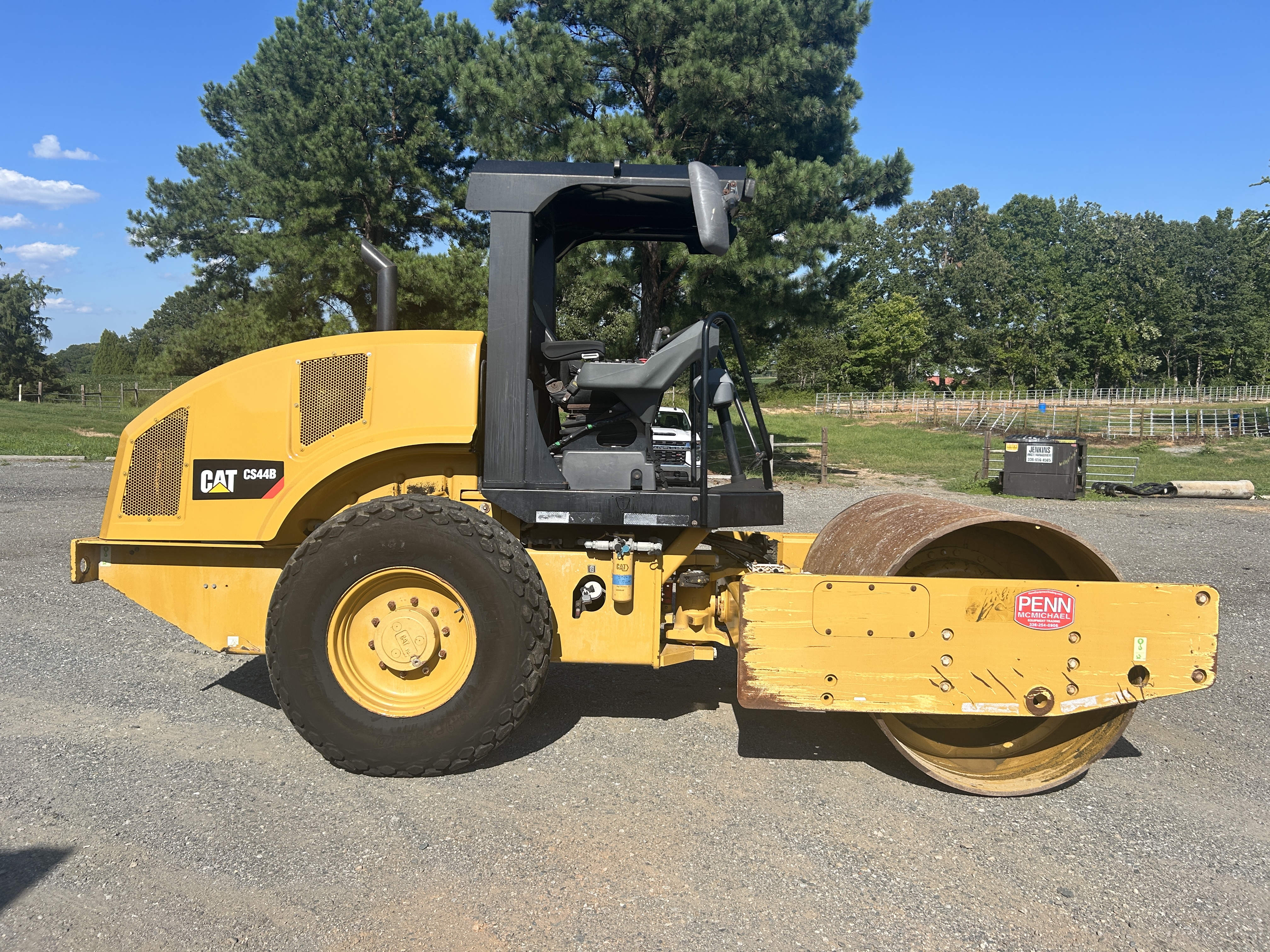 Used 2018 Caterpillar CS44B 66" Smooth Drum