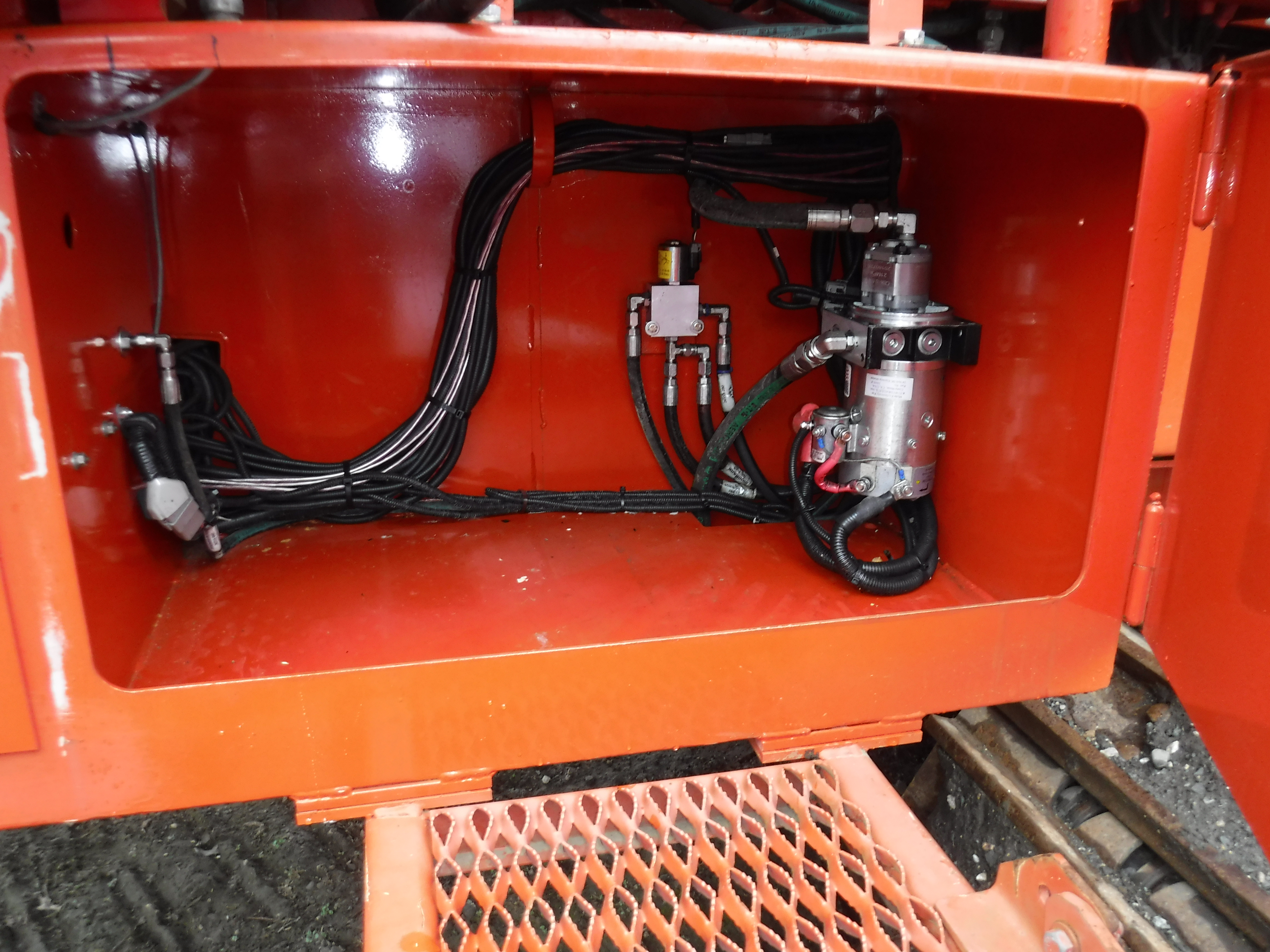 Used 2019 Morbark 6400XT Wood Hog Horizontal Grinder