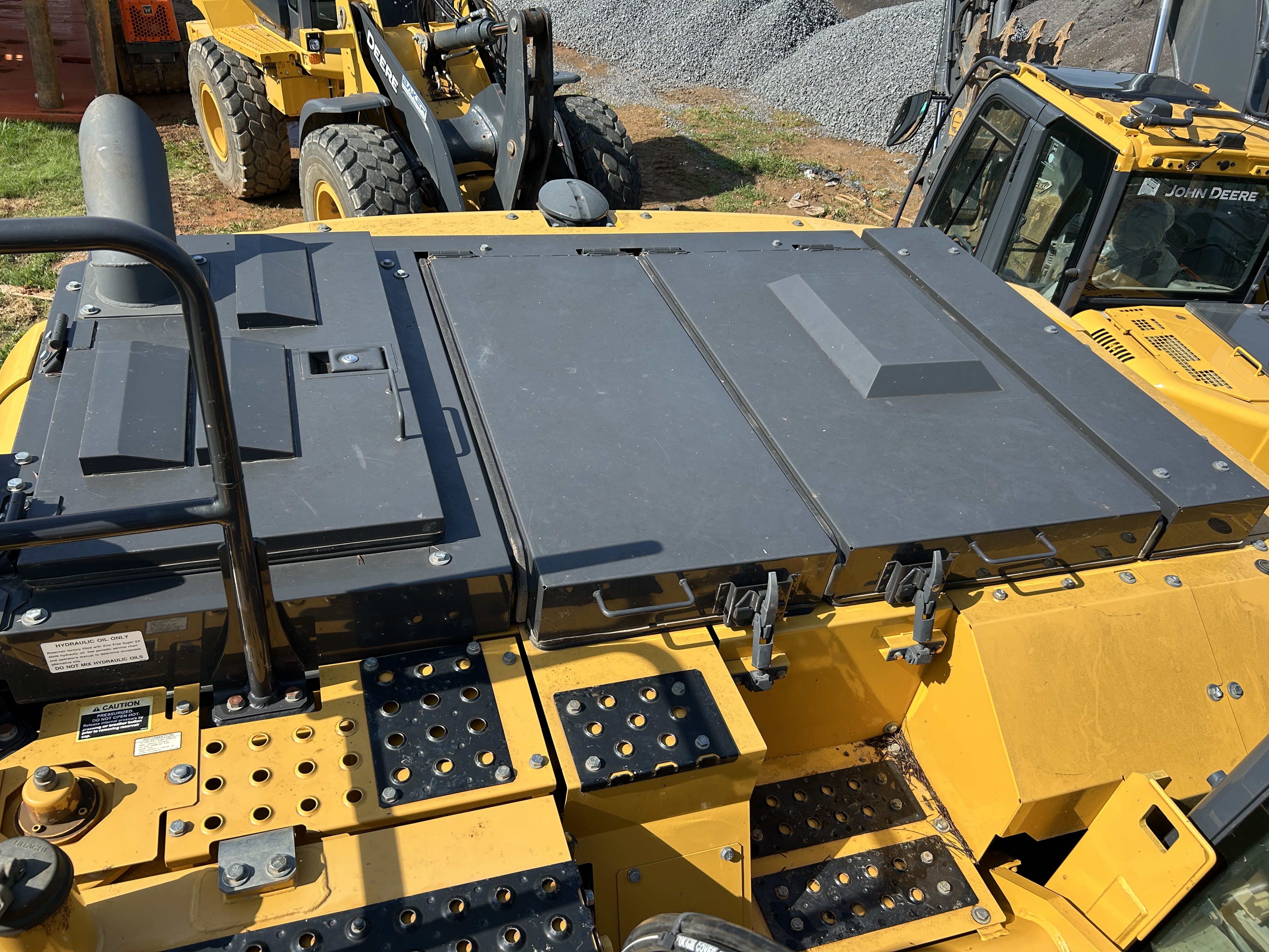 Used 2021 Deere 345G LC - low hours very nice