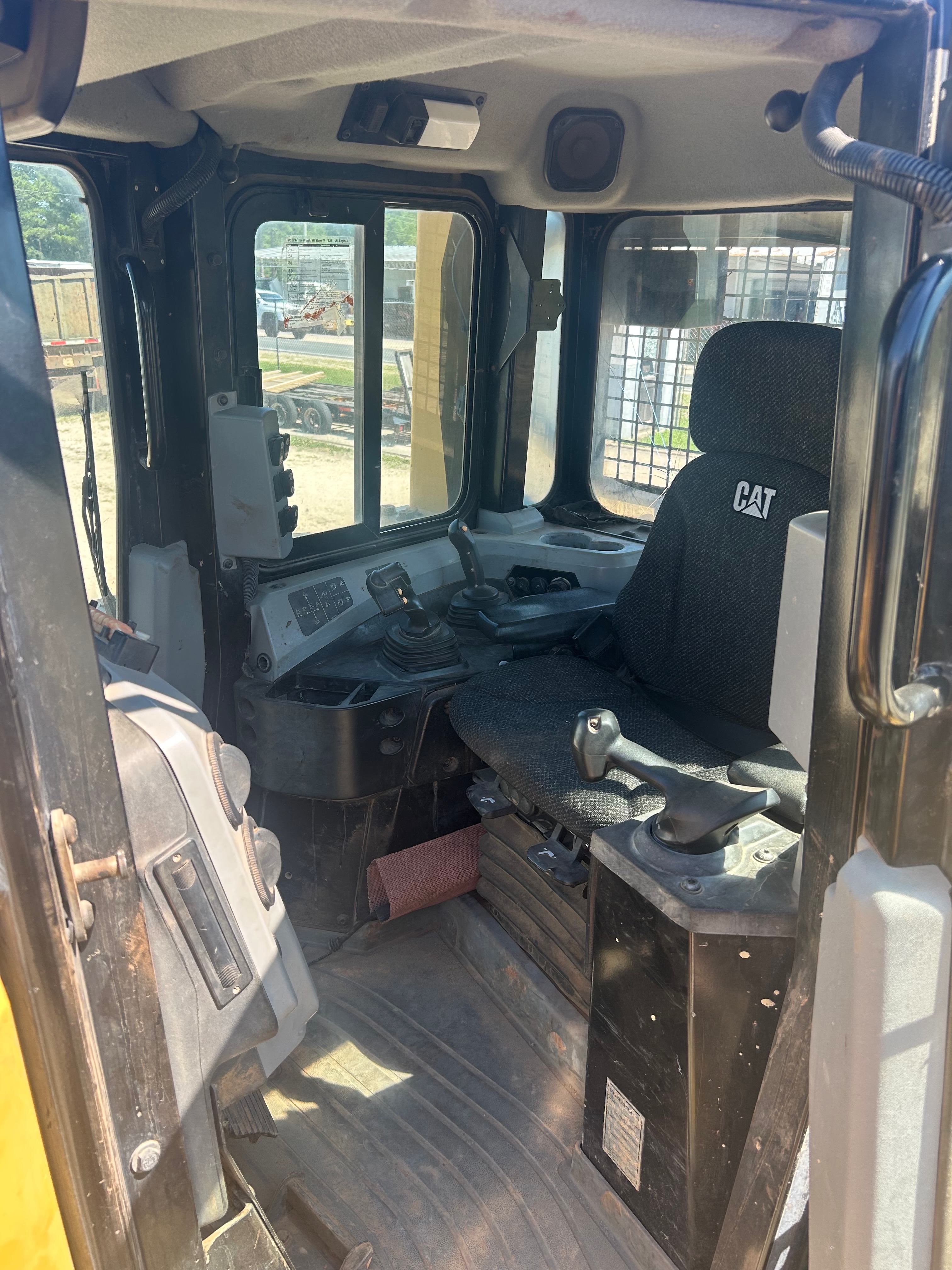 Used 2018 Caterpillar D6T LGP