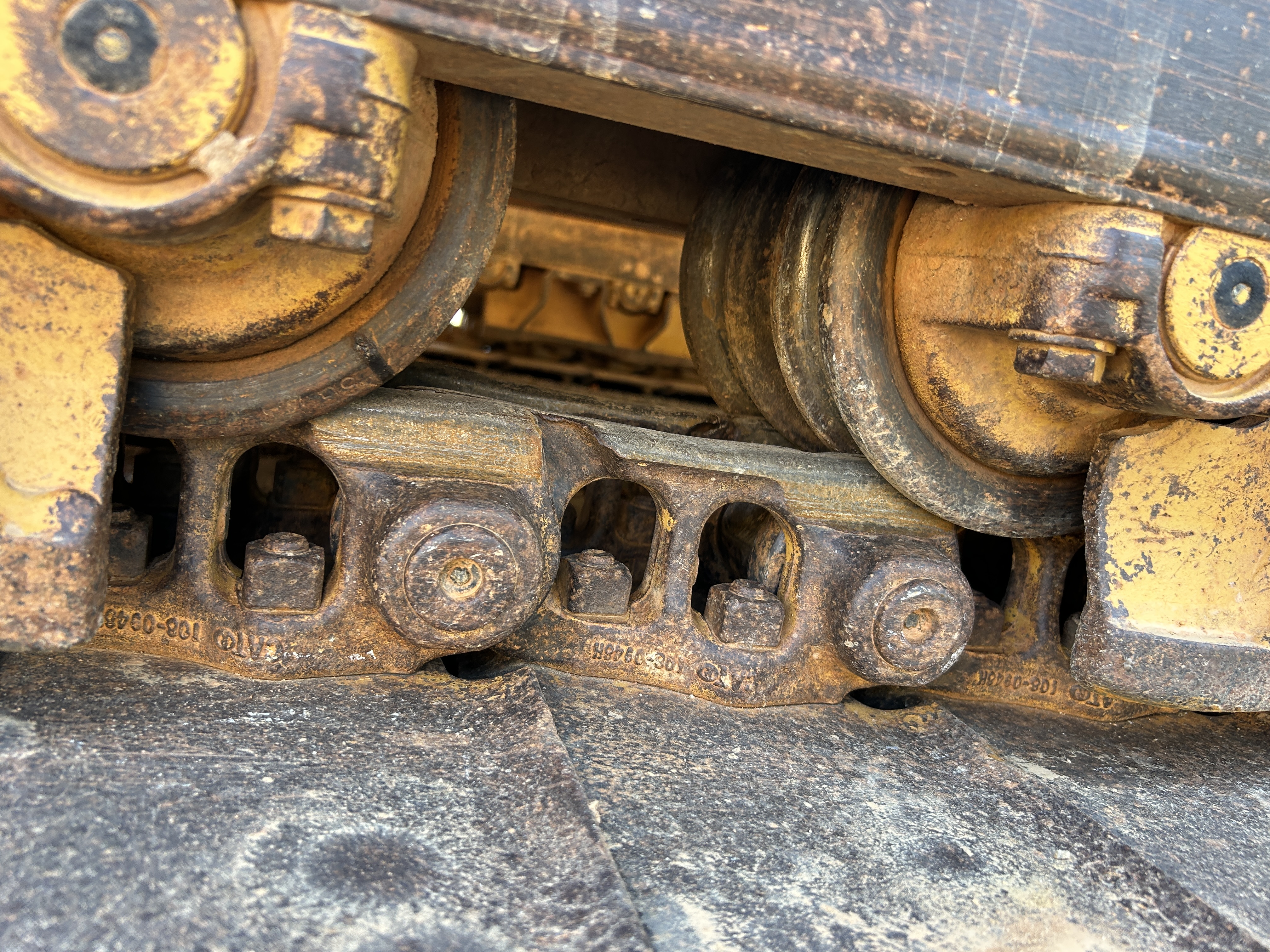 Used 2004 Caterpillar D5N XL