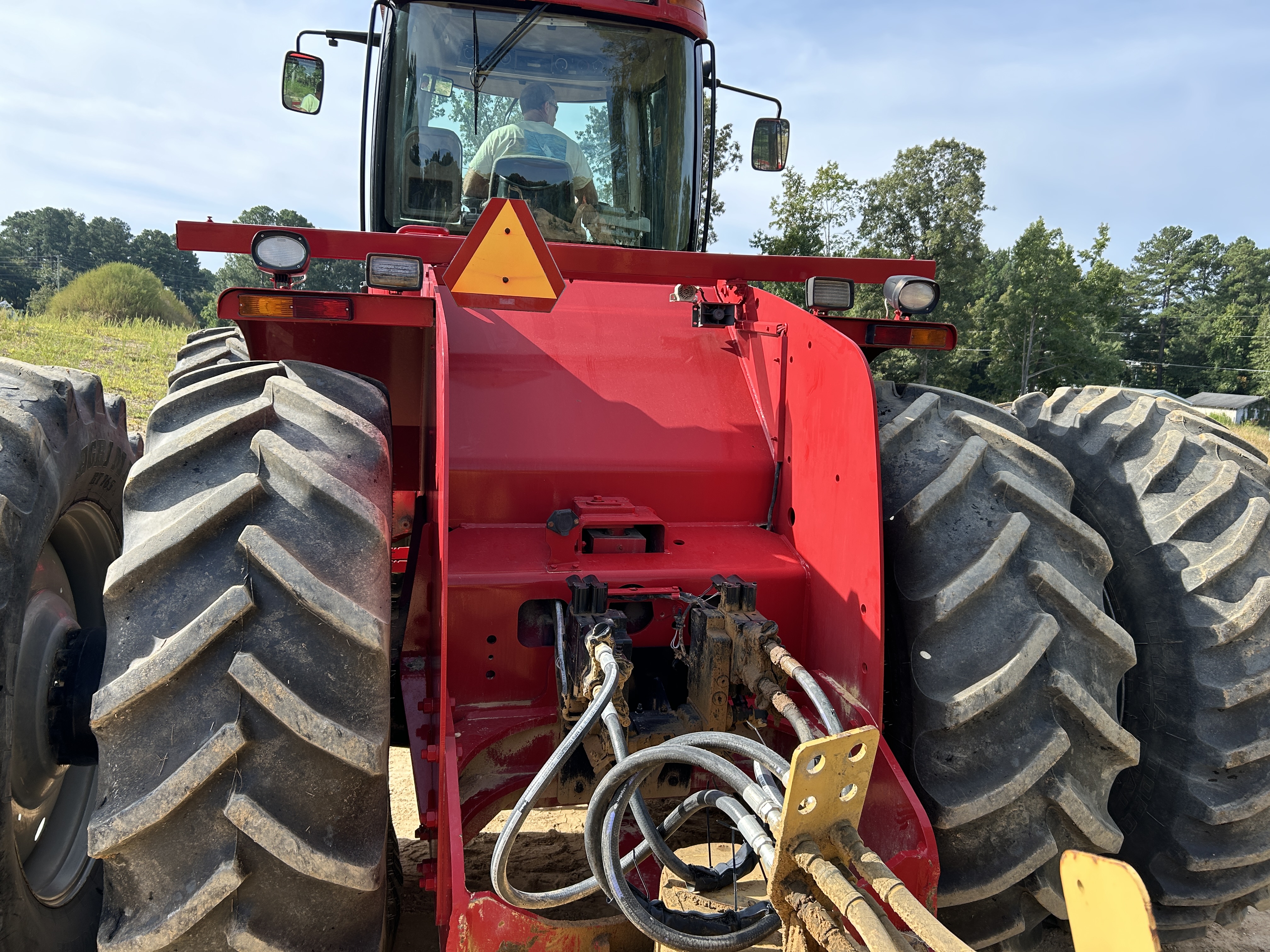 Used 2004 Case STX450 with 17 yard Noble Pull pan