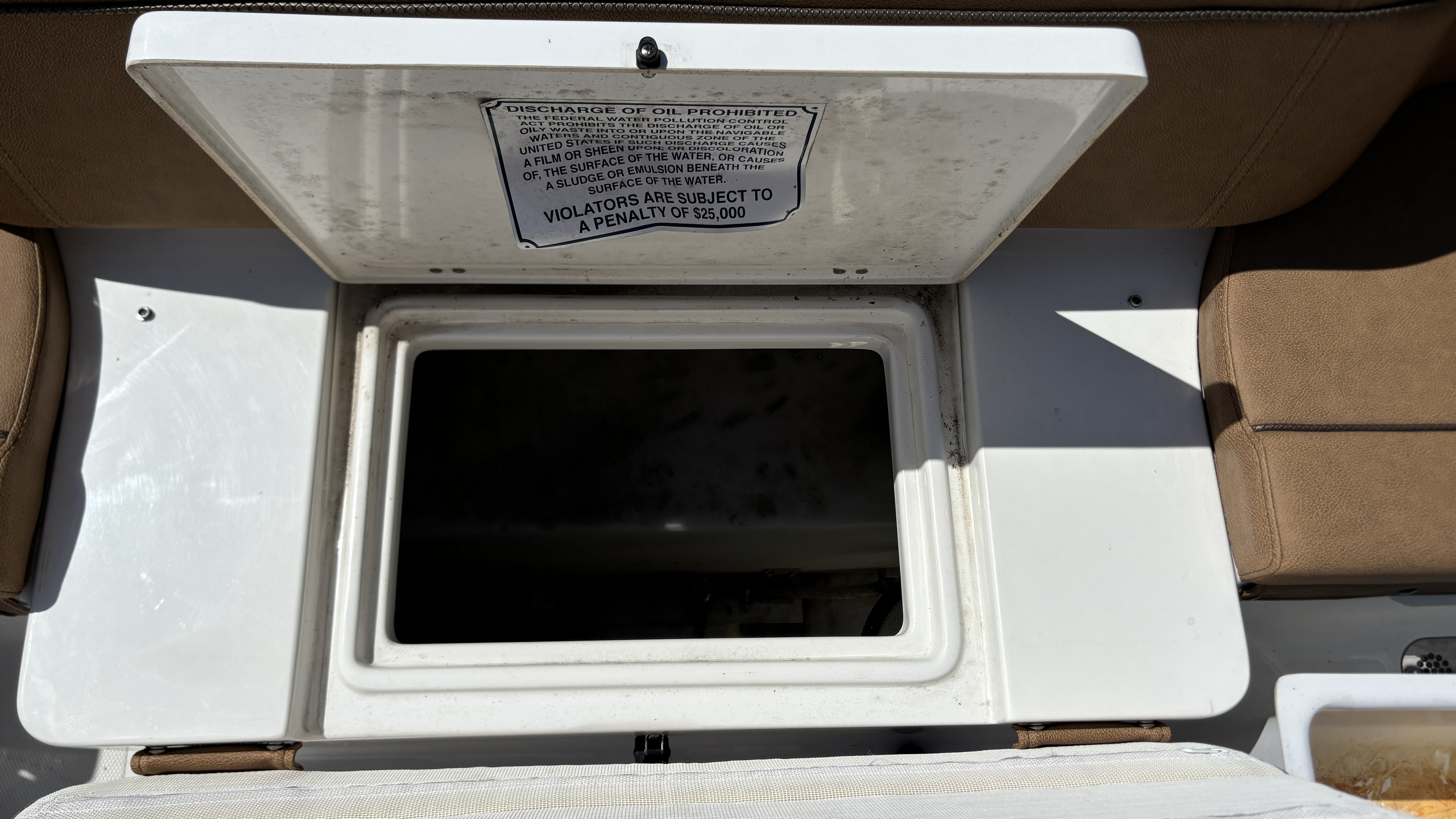 Used 2022 Sea Hunt Ultra 265SE