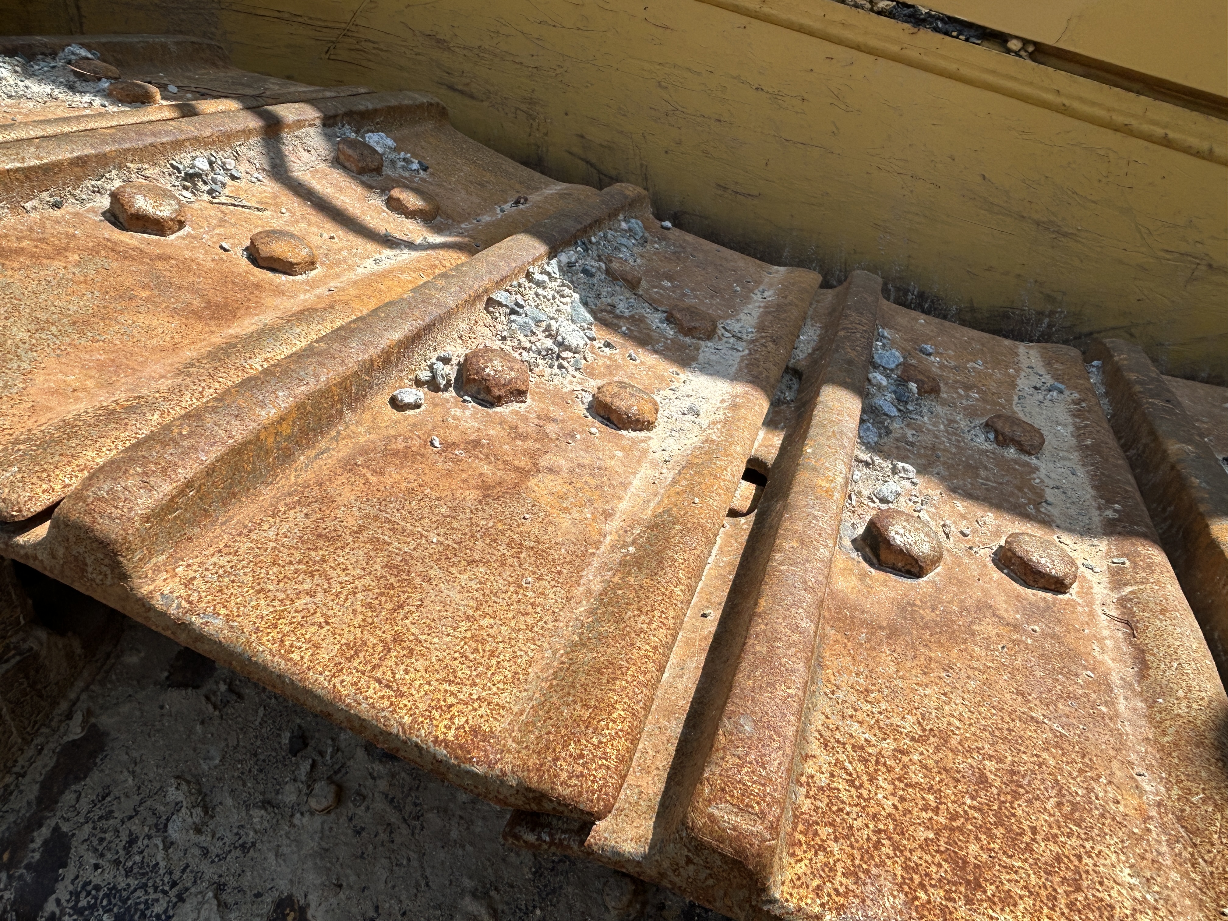 Used 2009 DEERE 950J (D7R size) with ripper