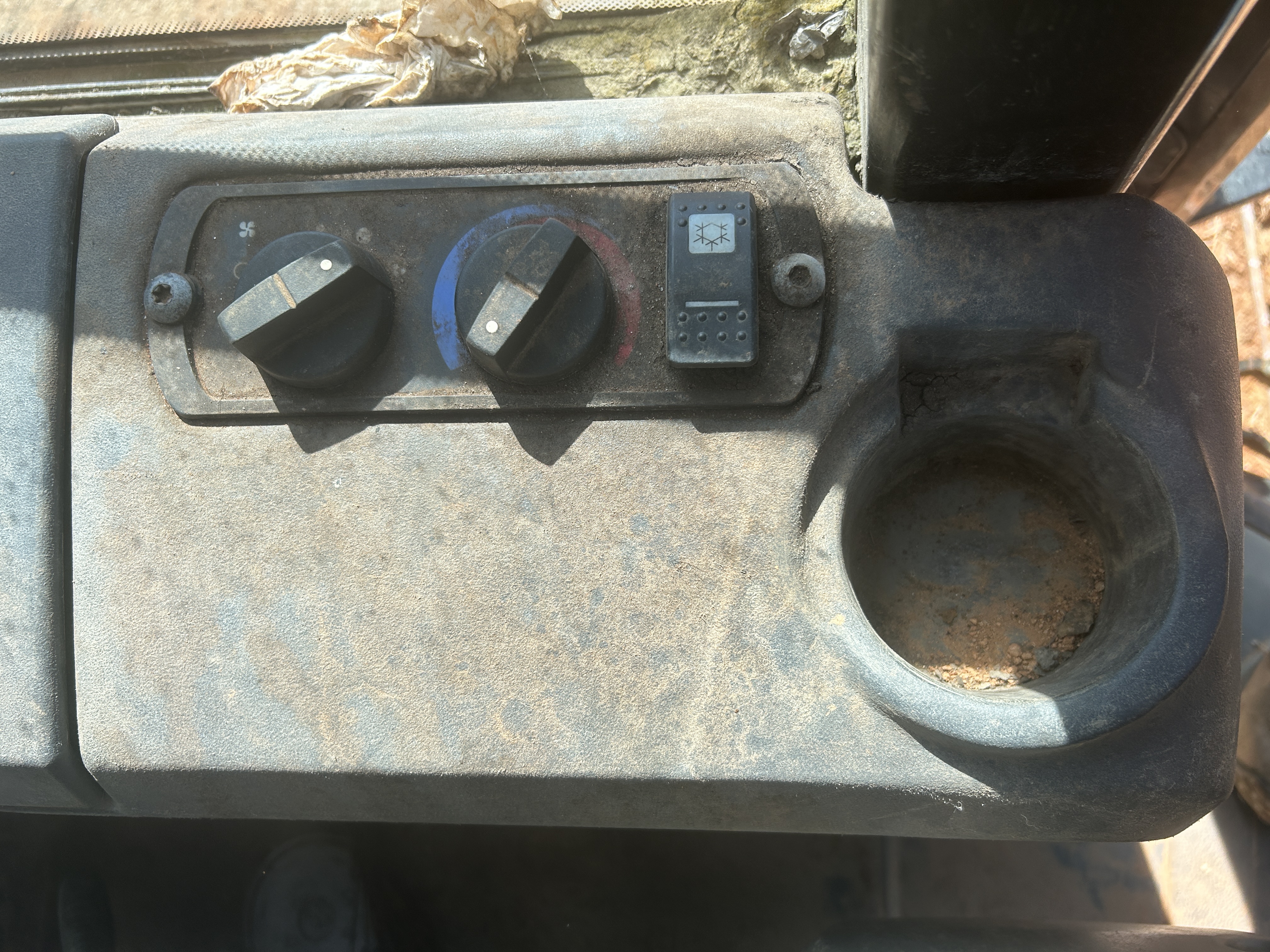 Used 2012 Caterpillar D5K2 LGP