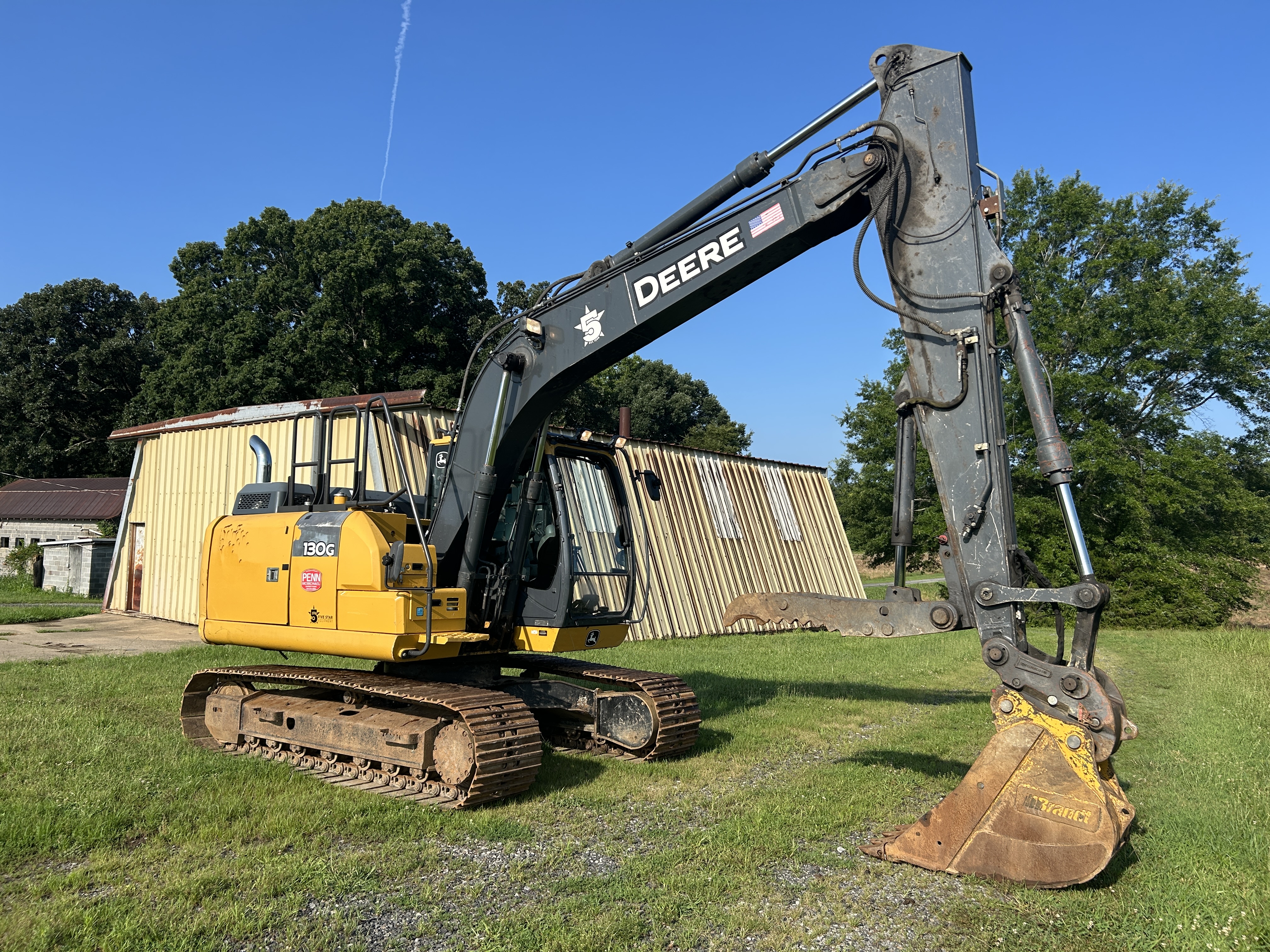 Used 2017 Deere 130G