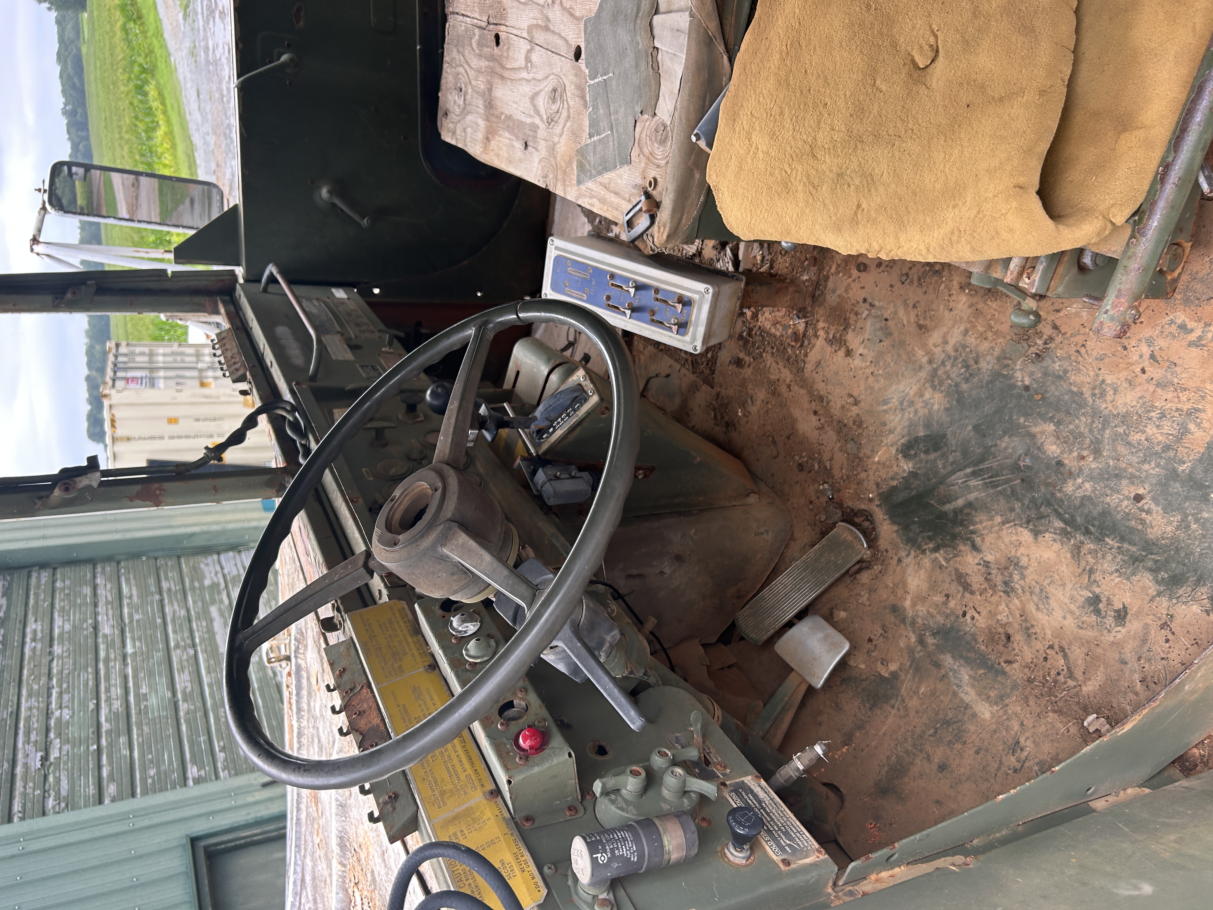 Used 2006 Klein K-400 mounted on military truck