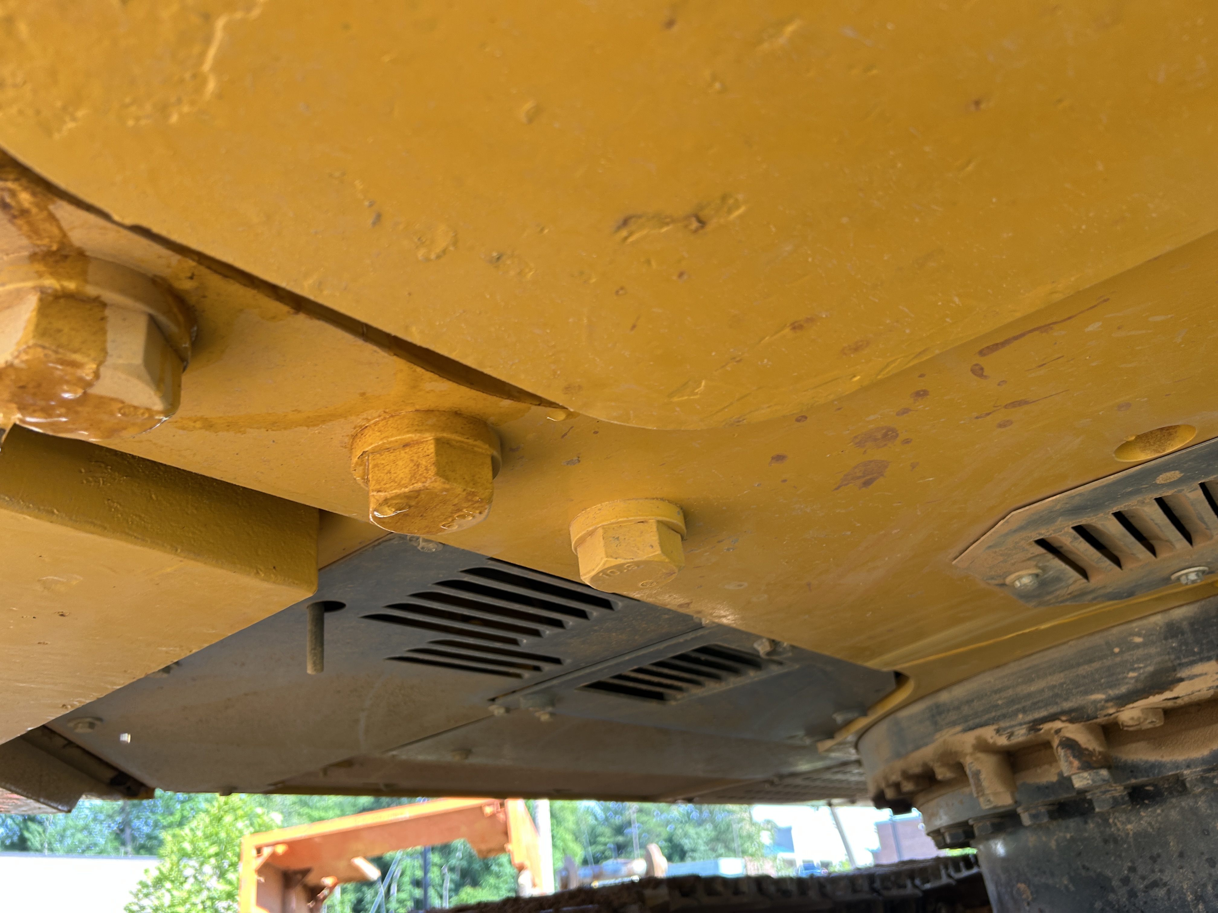 Used 2021 Deere 345G LC - low hours very nice