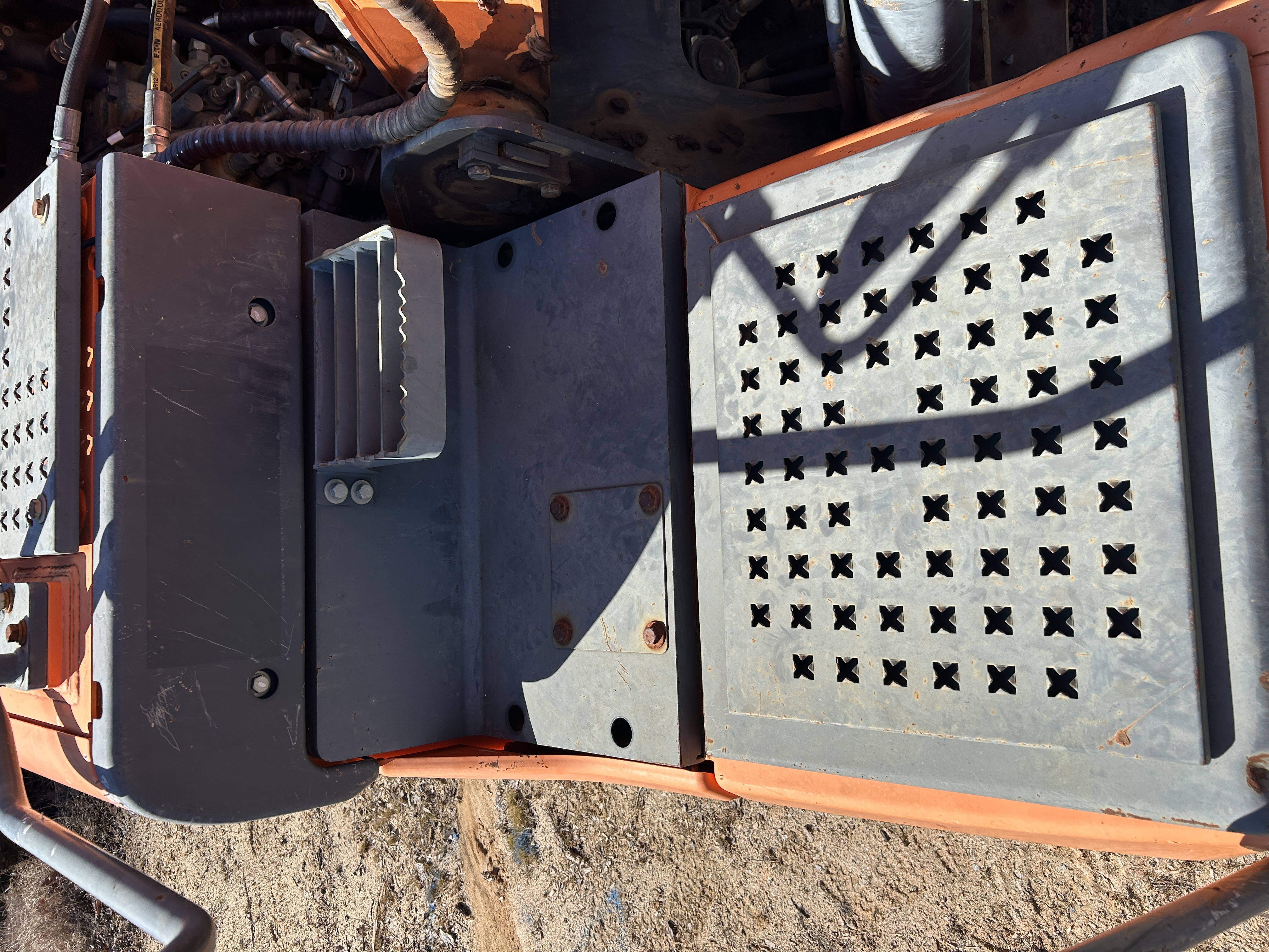 Used 2017 Doosan DX140LC-5