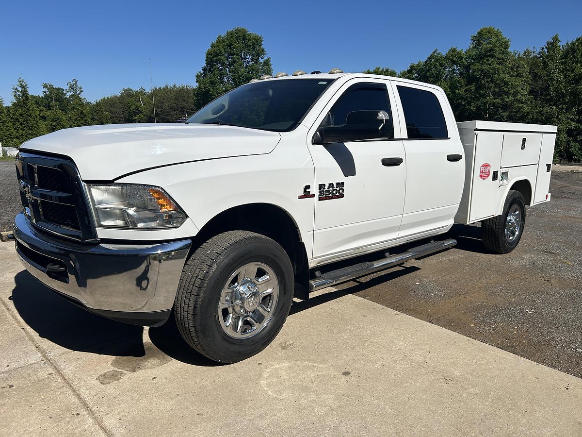 Used 2014 Ram 3500 HD Crew Cab Service Body