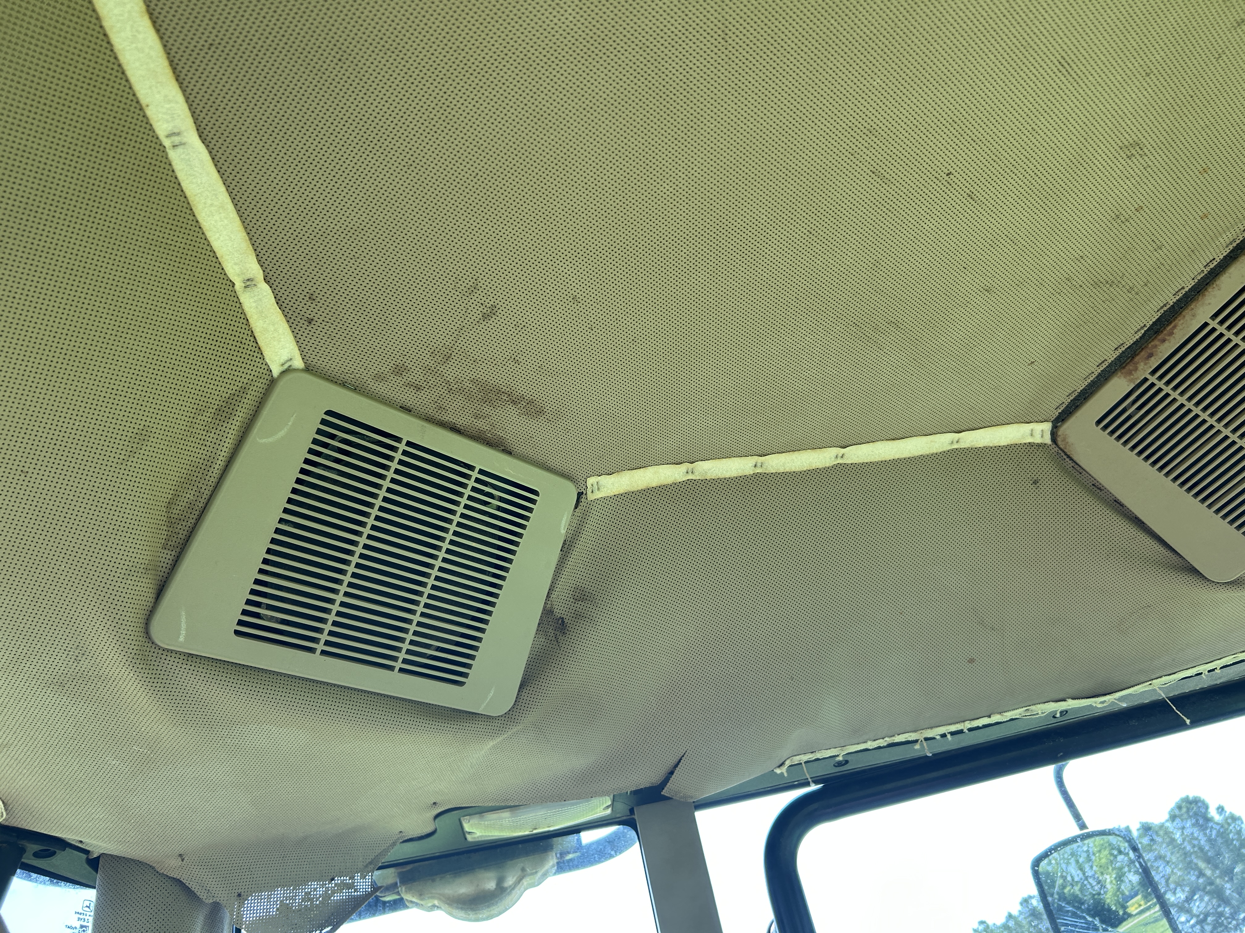 Used 2000 Deere 9400 with 4400 original hours