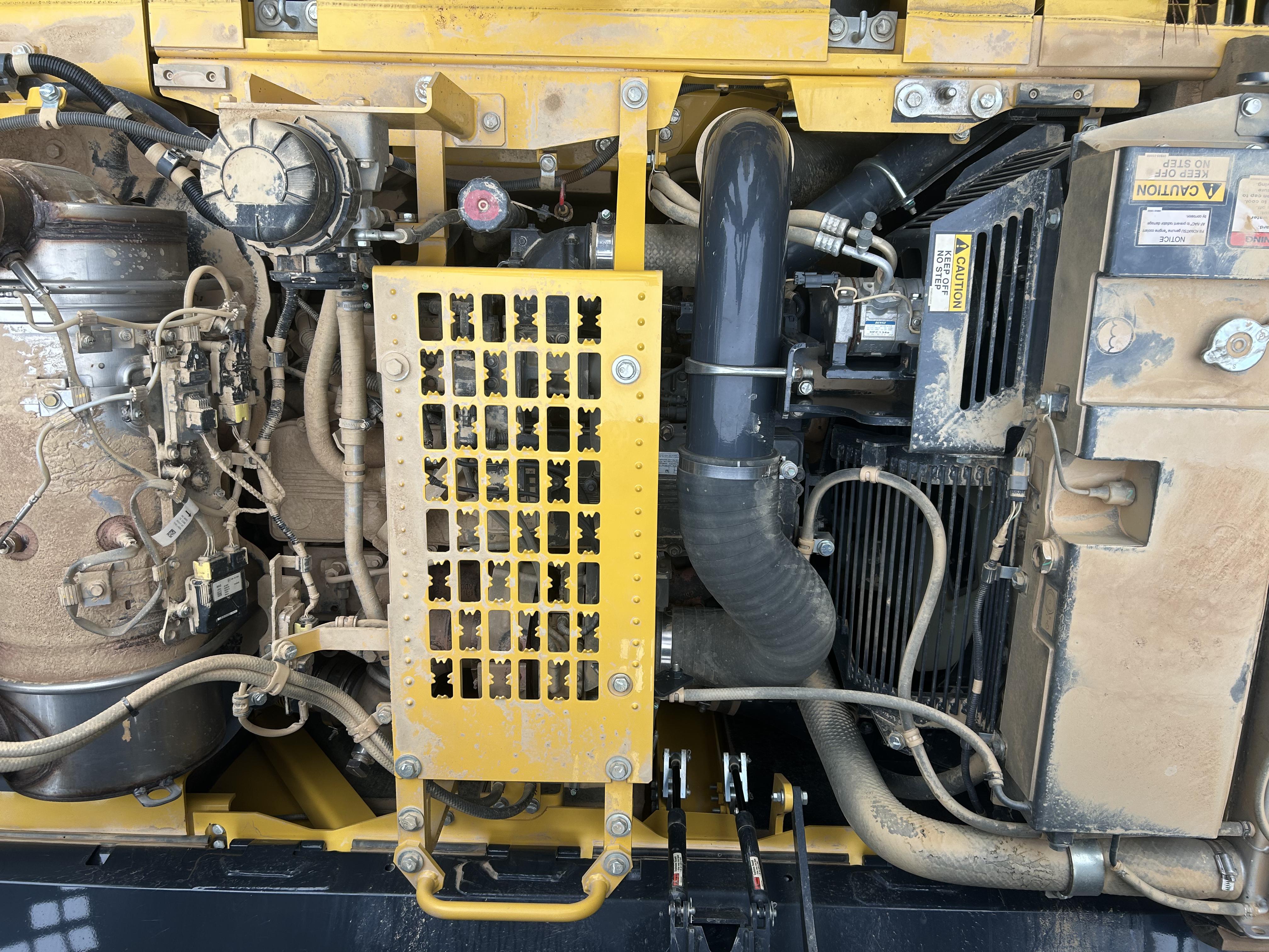 Used 2024 Komatsu PC360CLI-11 042