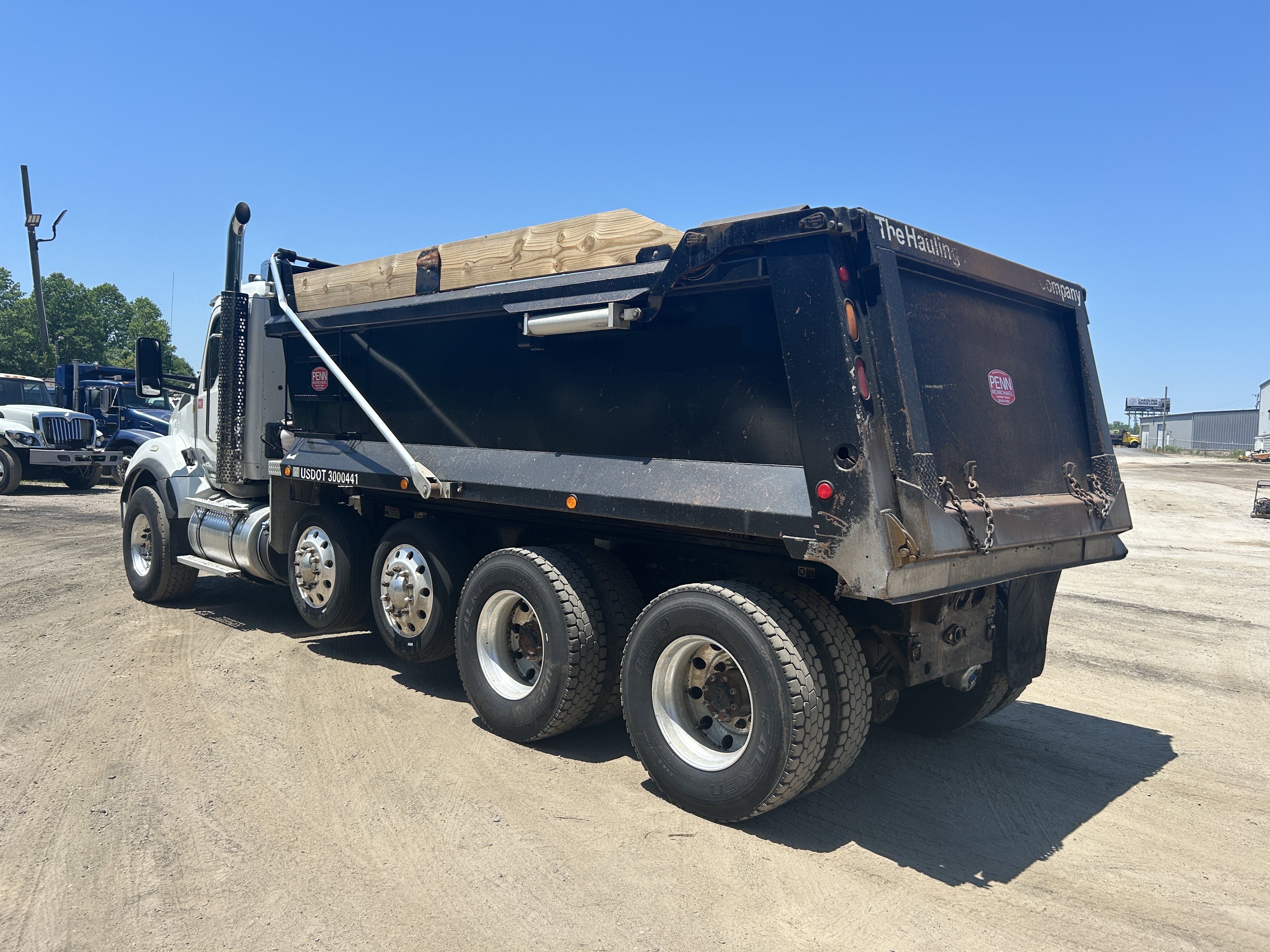 Used 2017 Kenworth T880 Quad Axle Dump Truck
