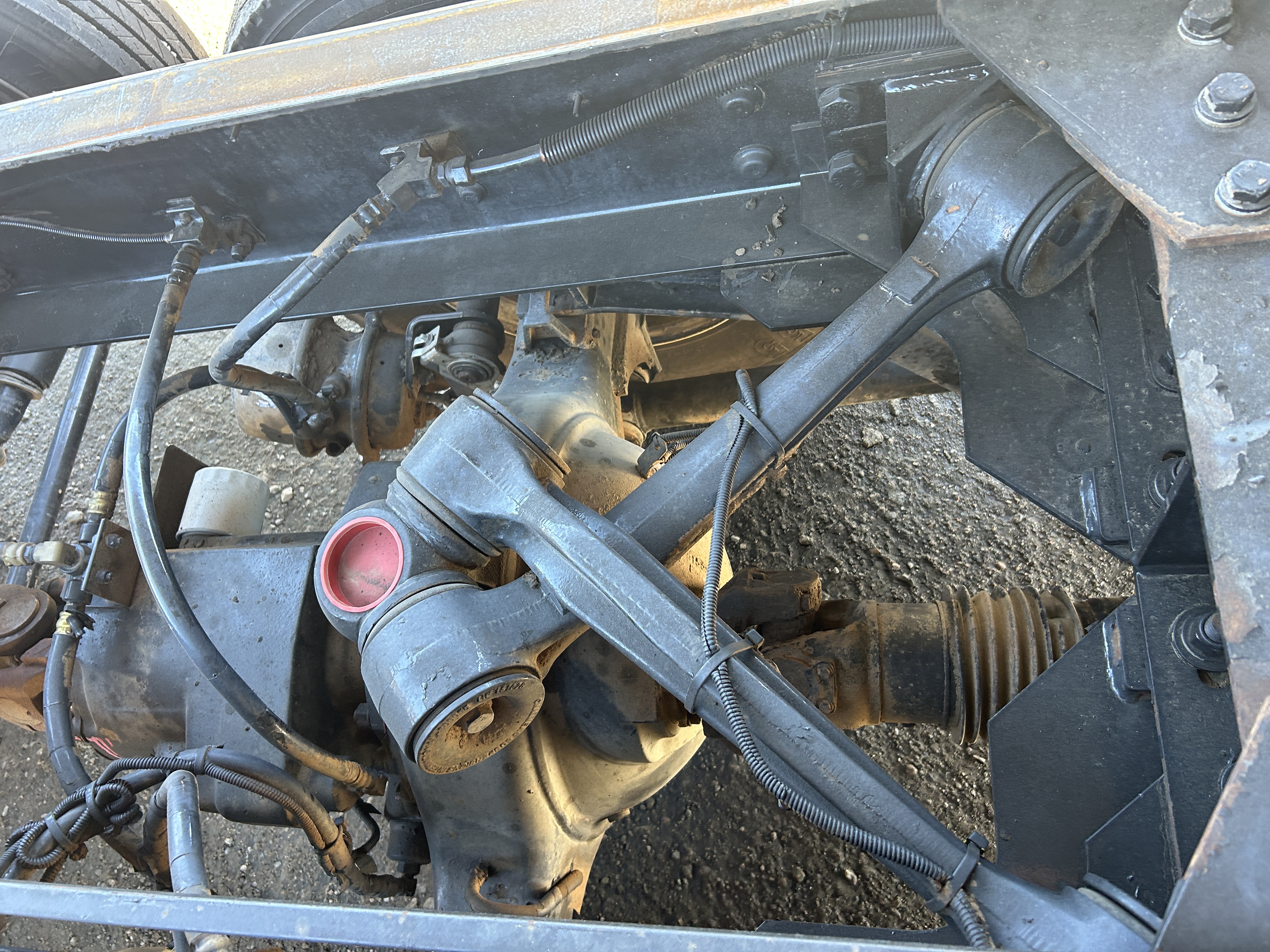 Used 2016 Kenworth T880 Quad Axle Dump Truck - Automatic