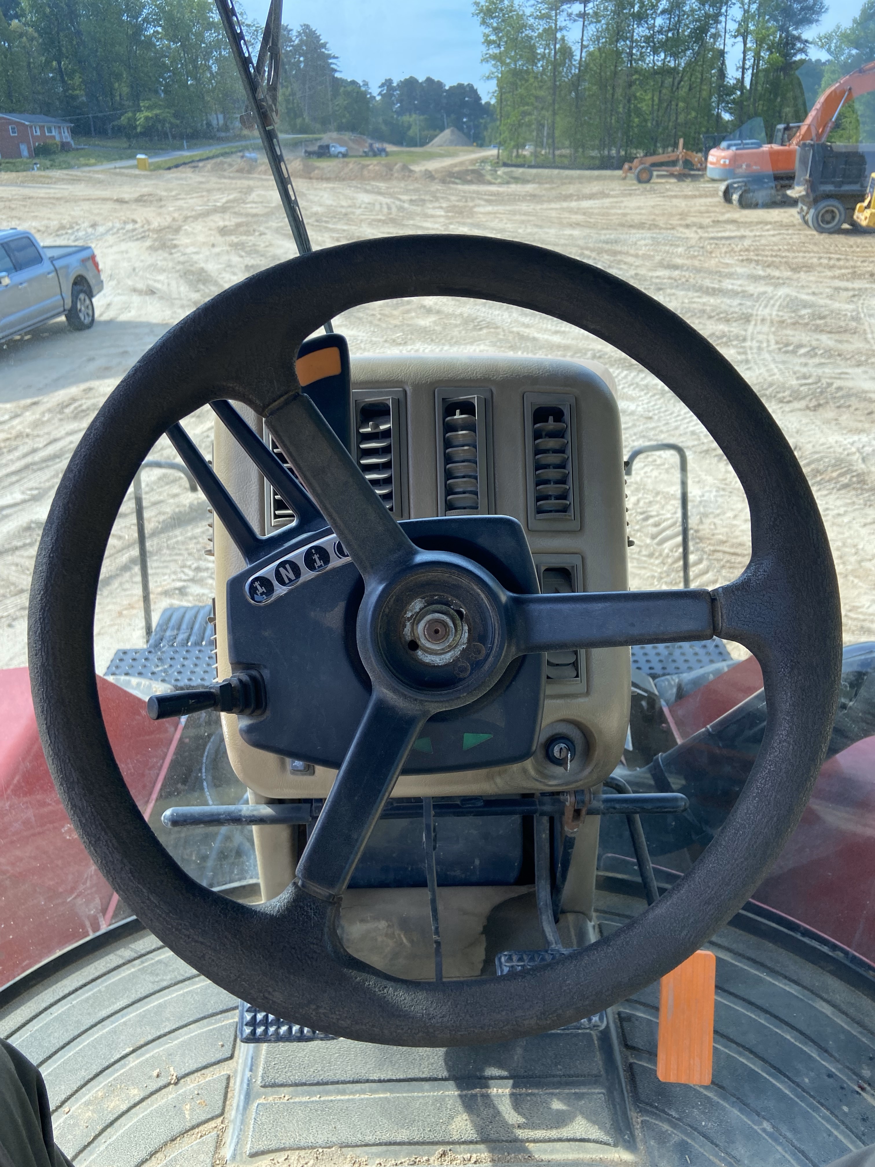 Used 2004 Case STX450 with 17 yard Noble Pull pan