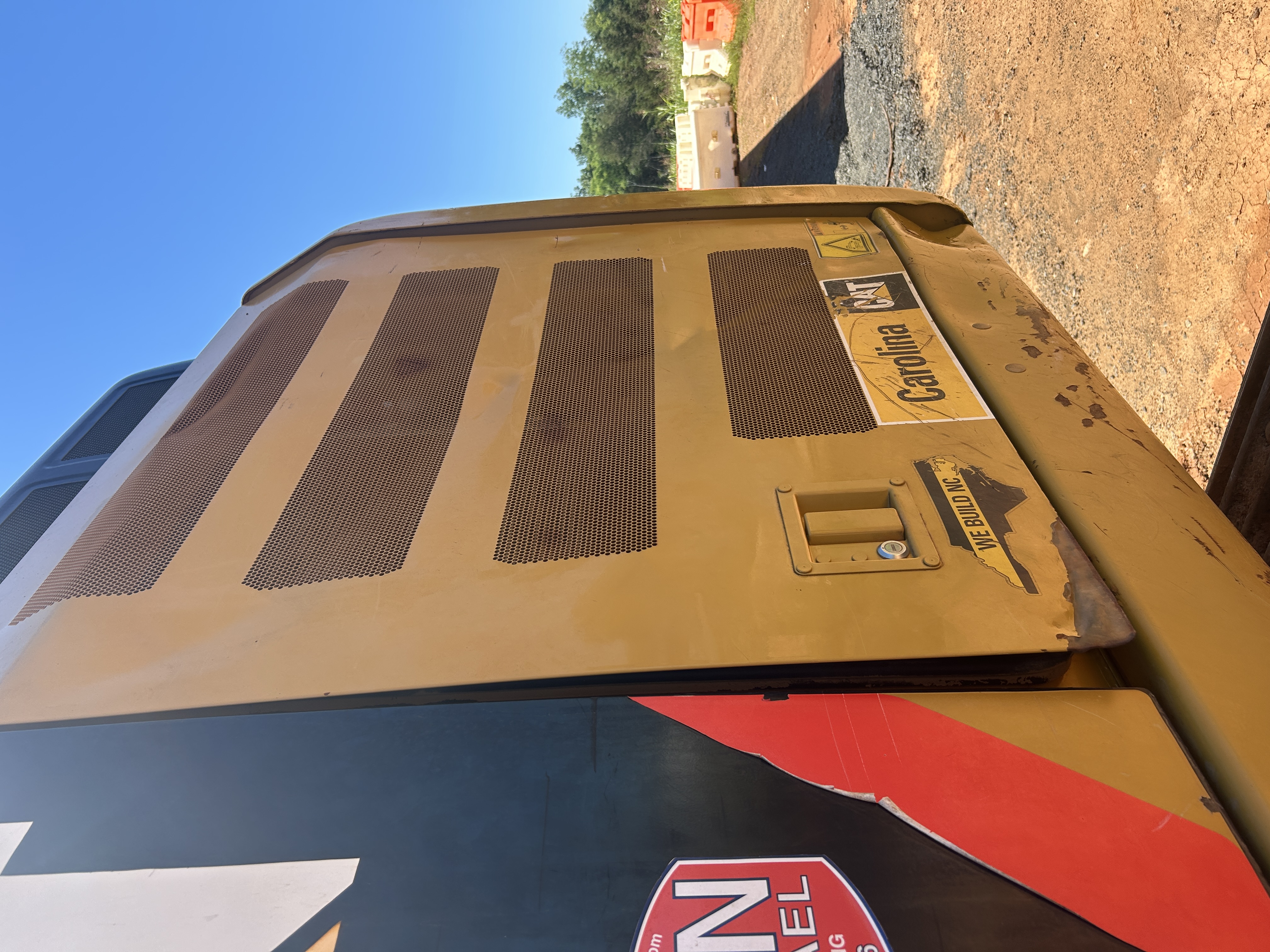 Used 2016 Caterpillar 326FL