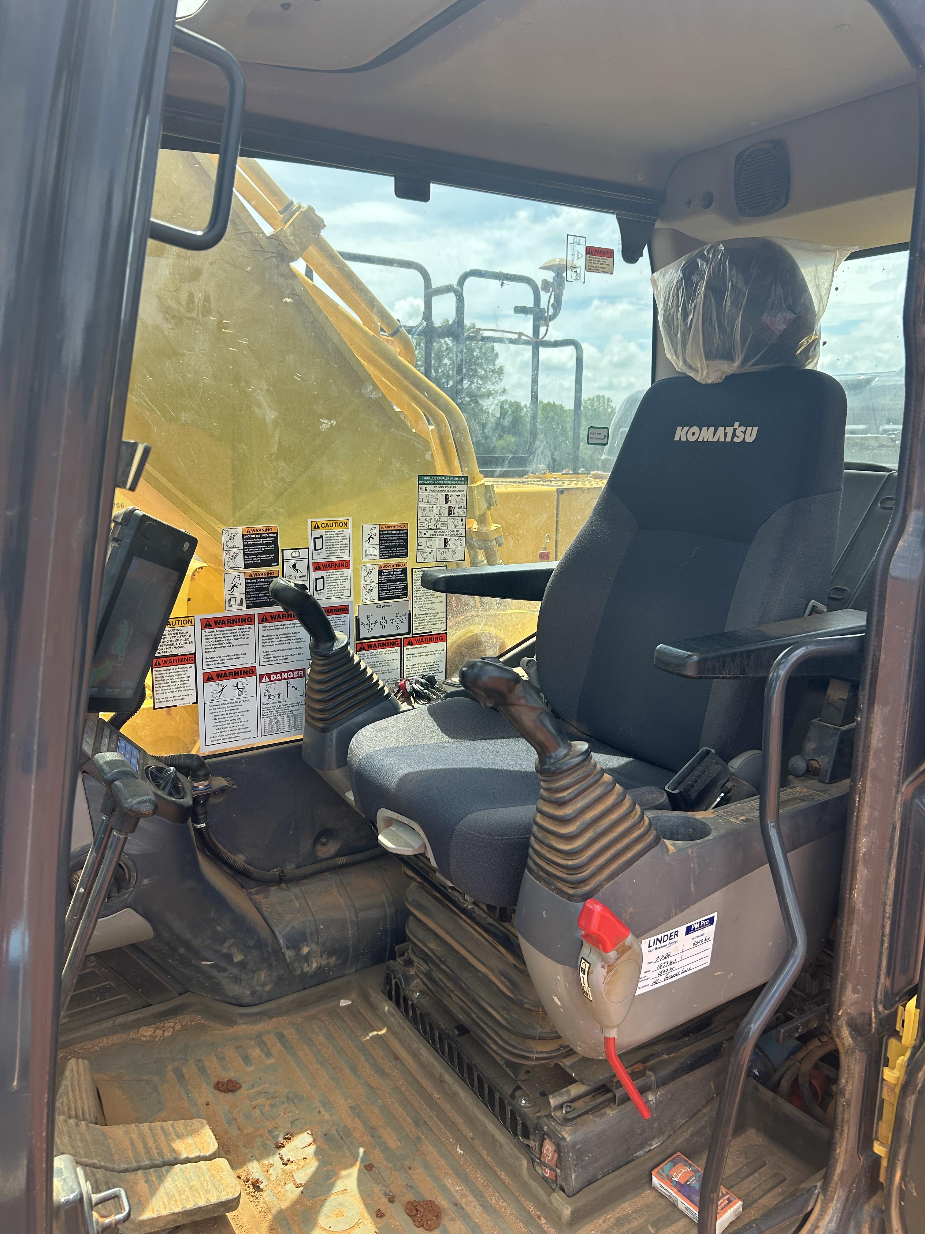 Used 2024 Komatsu PC360CLI-11 977