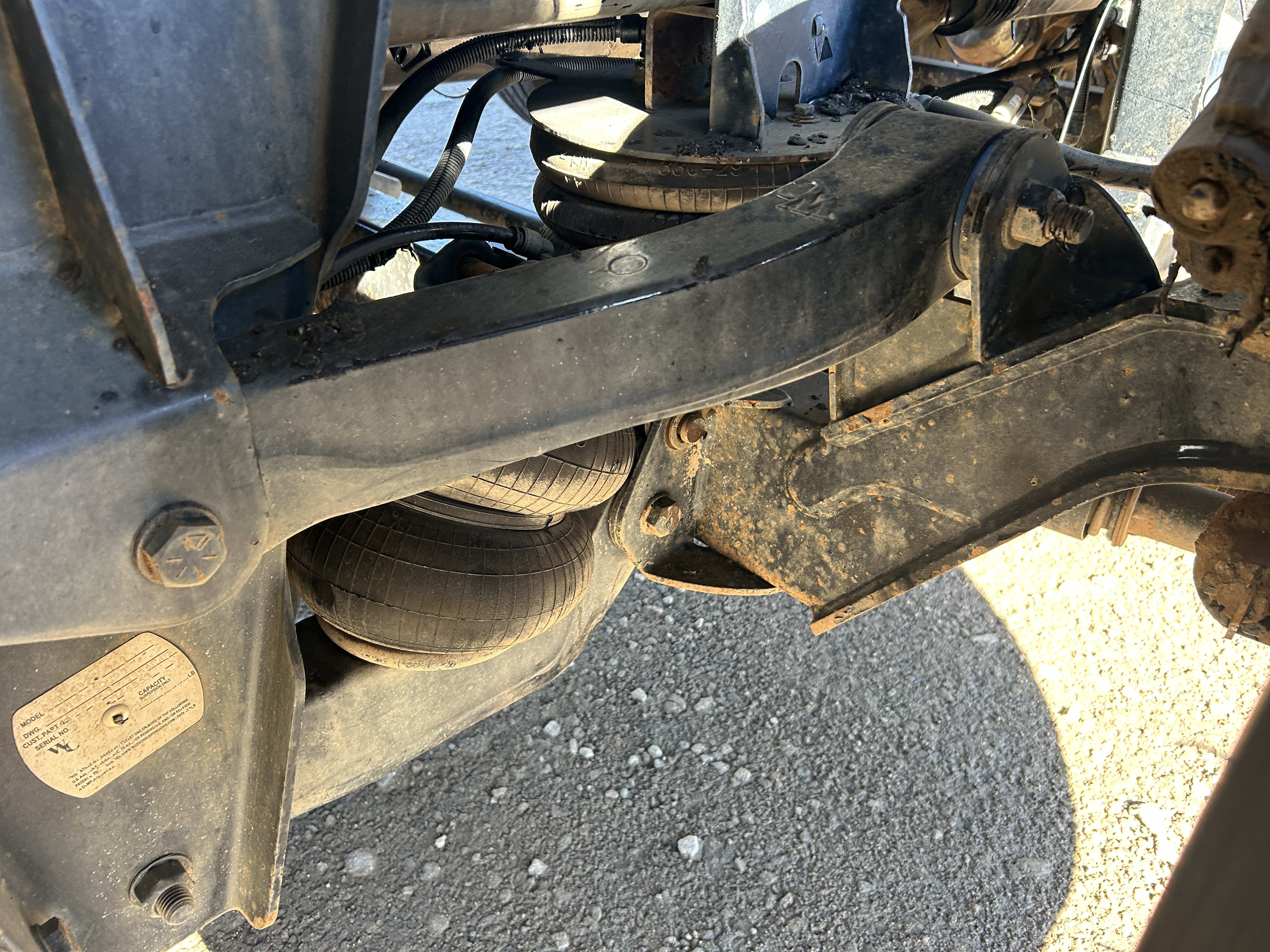 Used 2016 Kenworth T880 Quad Axle Dump Truck - Automatic