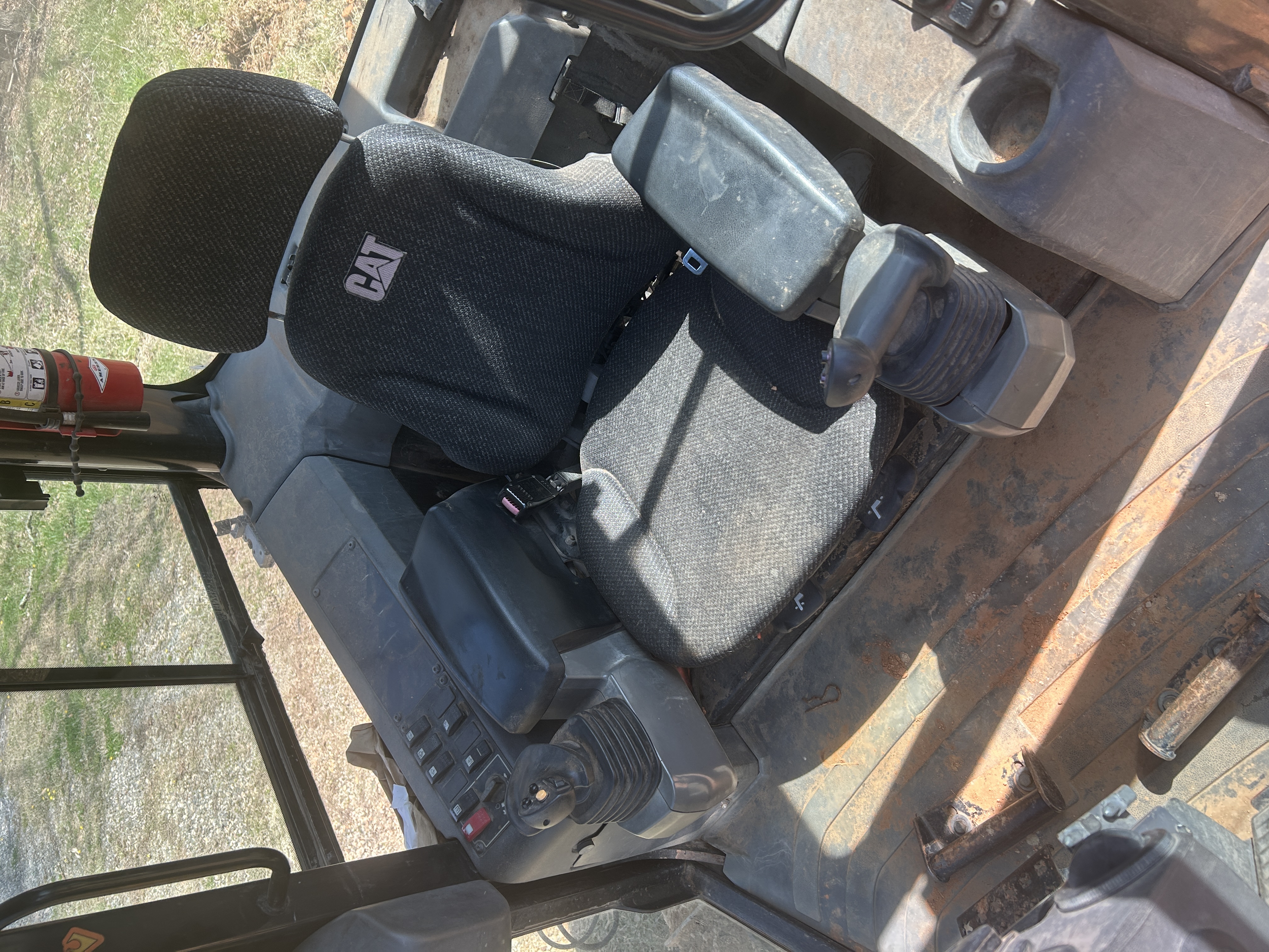 Used 2012 Caterpillar D5K2 LGP
