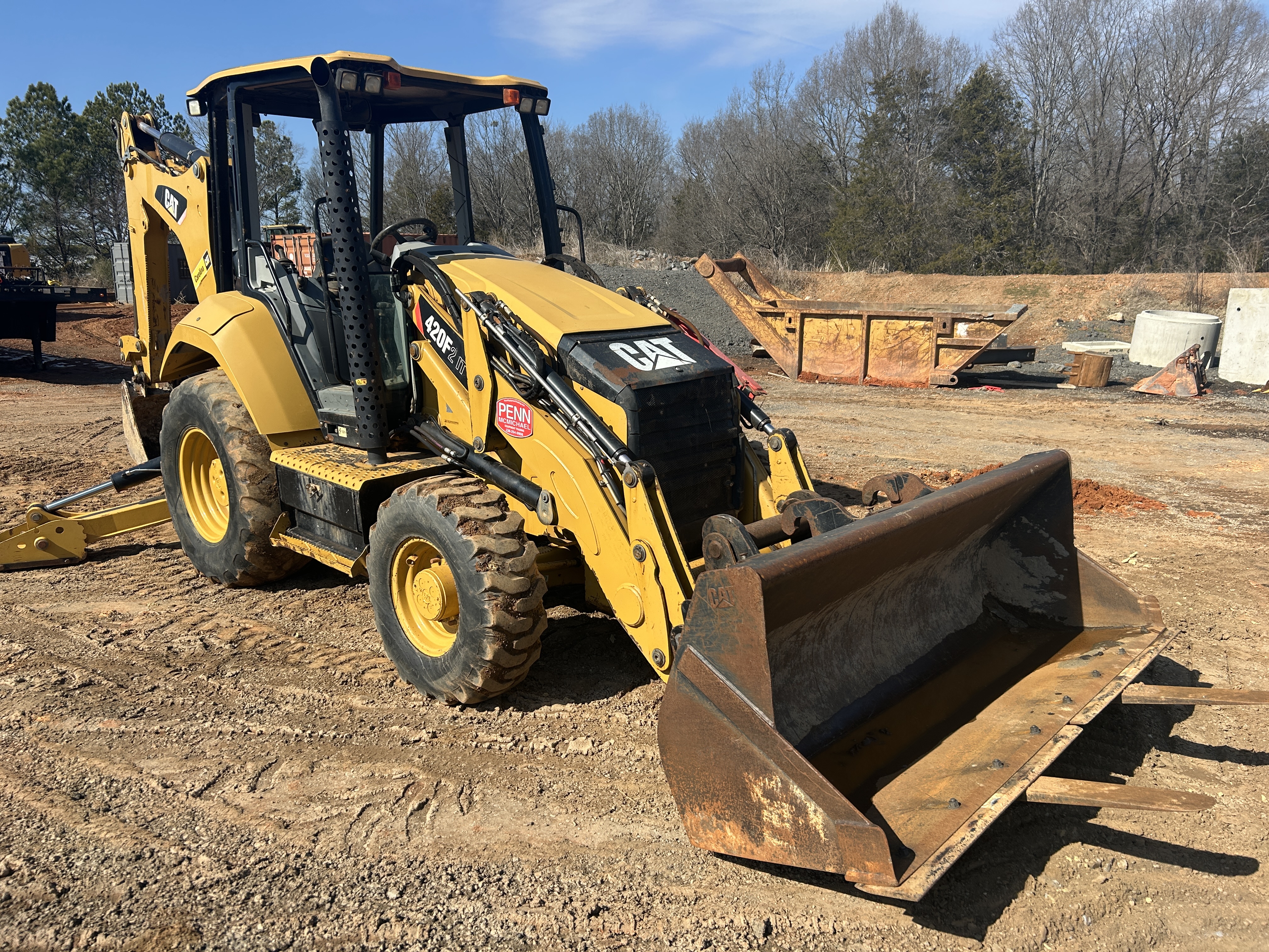 Used 2015 Caterpillar 420F2 IT