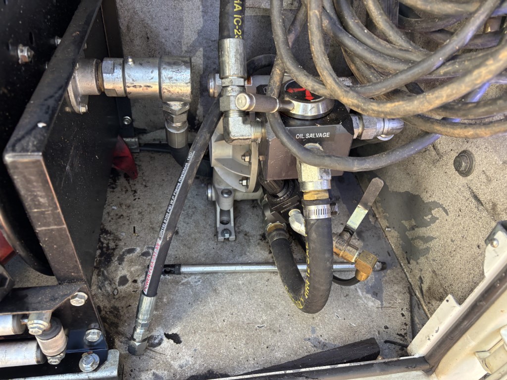 Used 2019 Ford F550 XL service truck