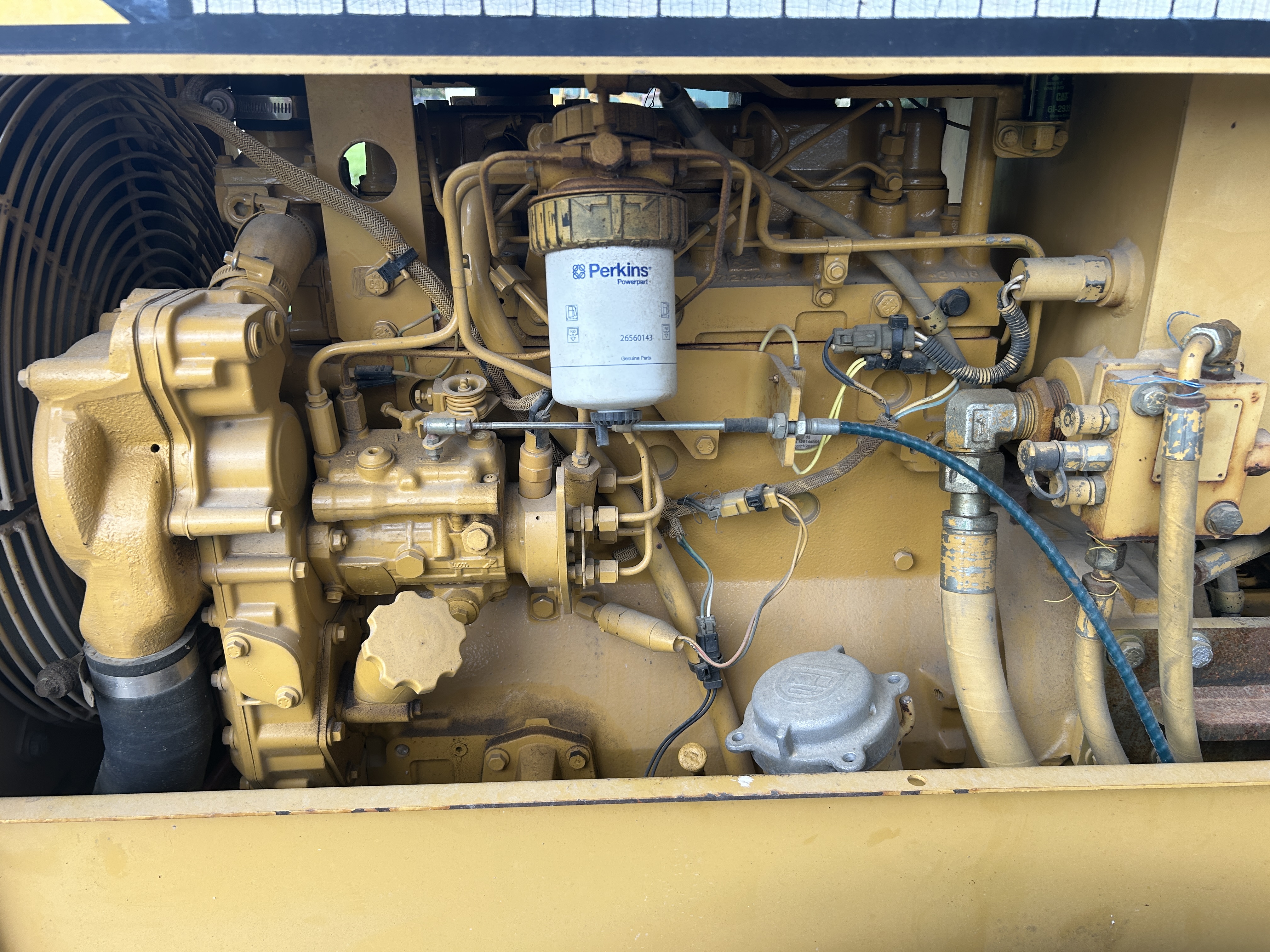 Used 1999 Caterpillar CS-323C Refubished and ready