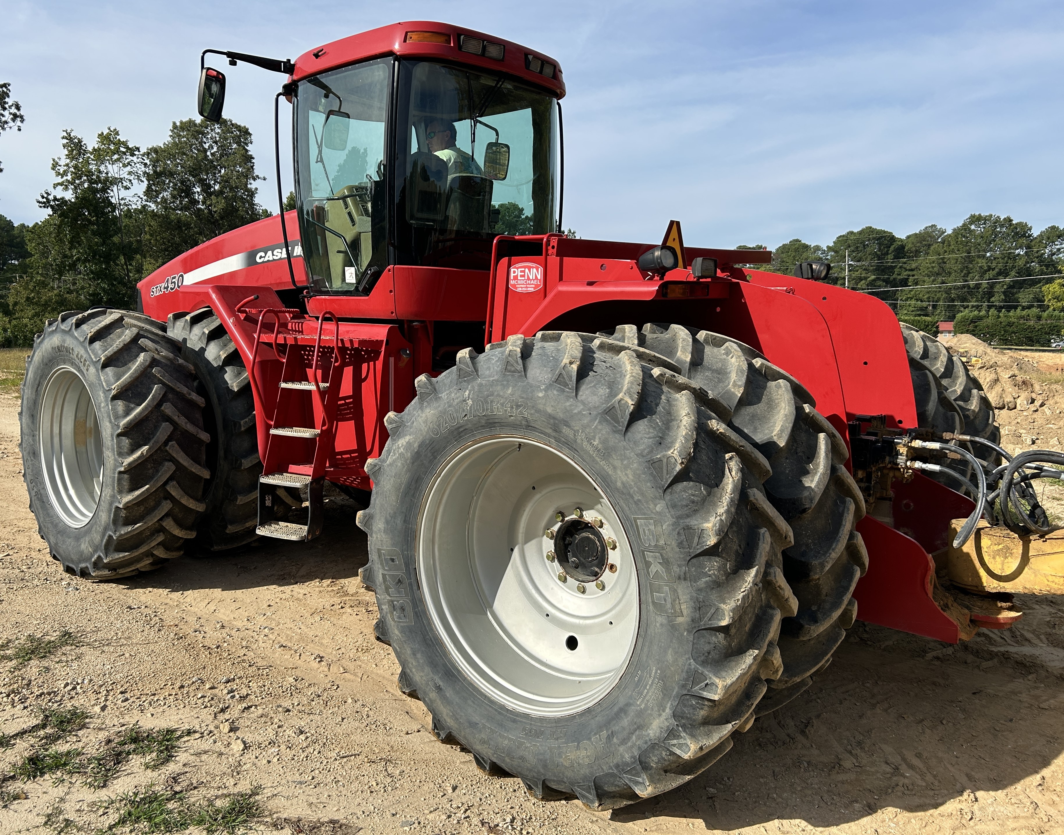 Used 2004 Case STX450 with 17 yard Noble Pull pan