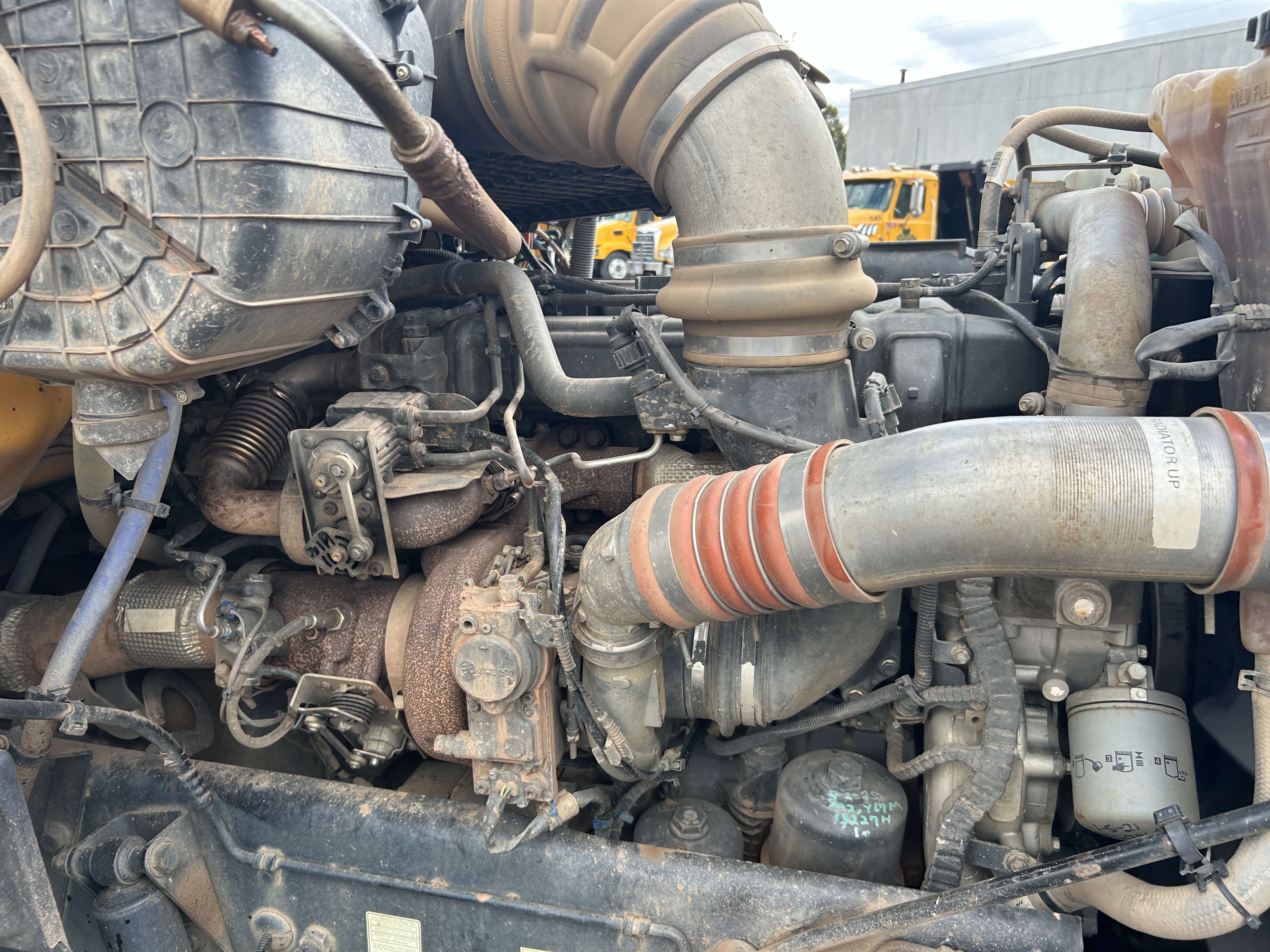 Used 2016 Kenworth T880 Quad Axle Dump Truck - Automatic