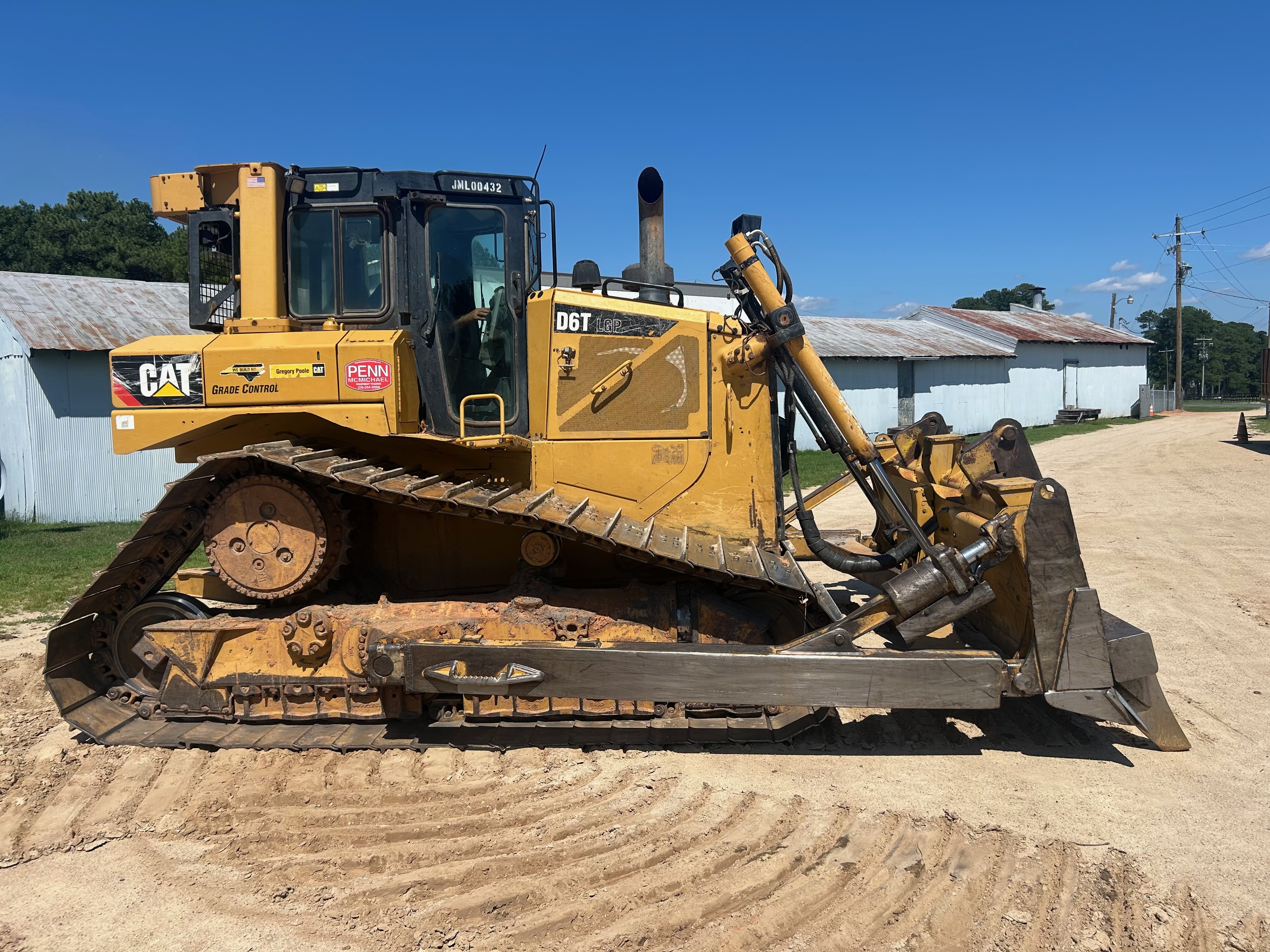 Used 2018 Caterpillar D6T LGP