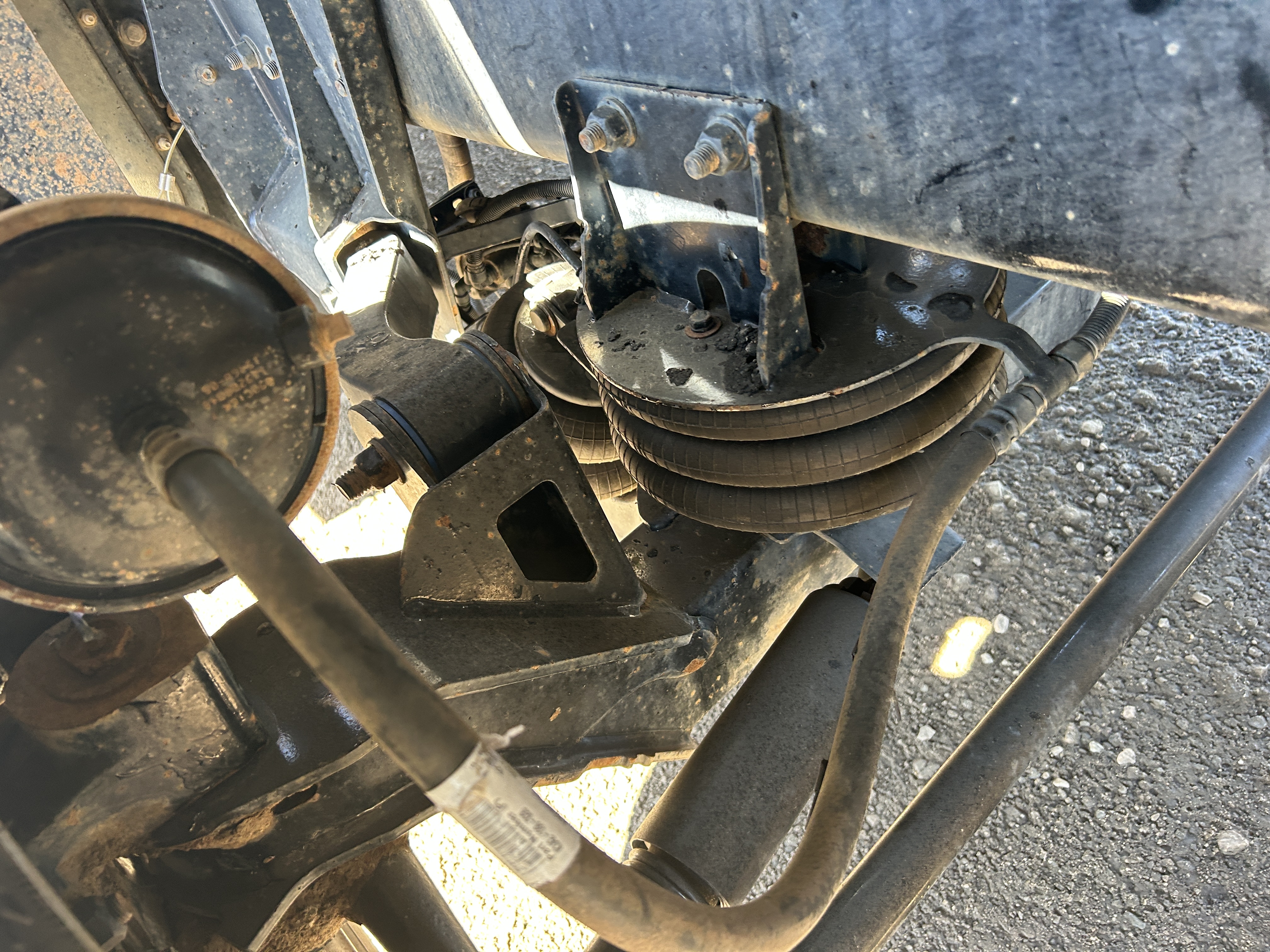 Used 2016 Kenworth T880 Quad Axle Dump Truck - Automatic