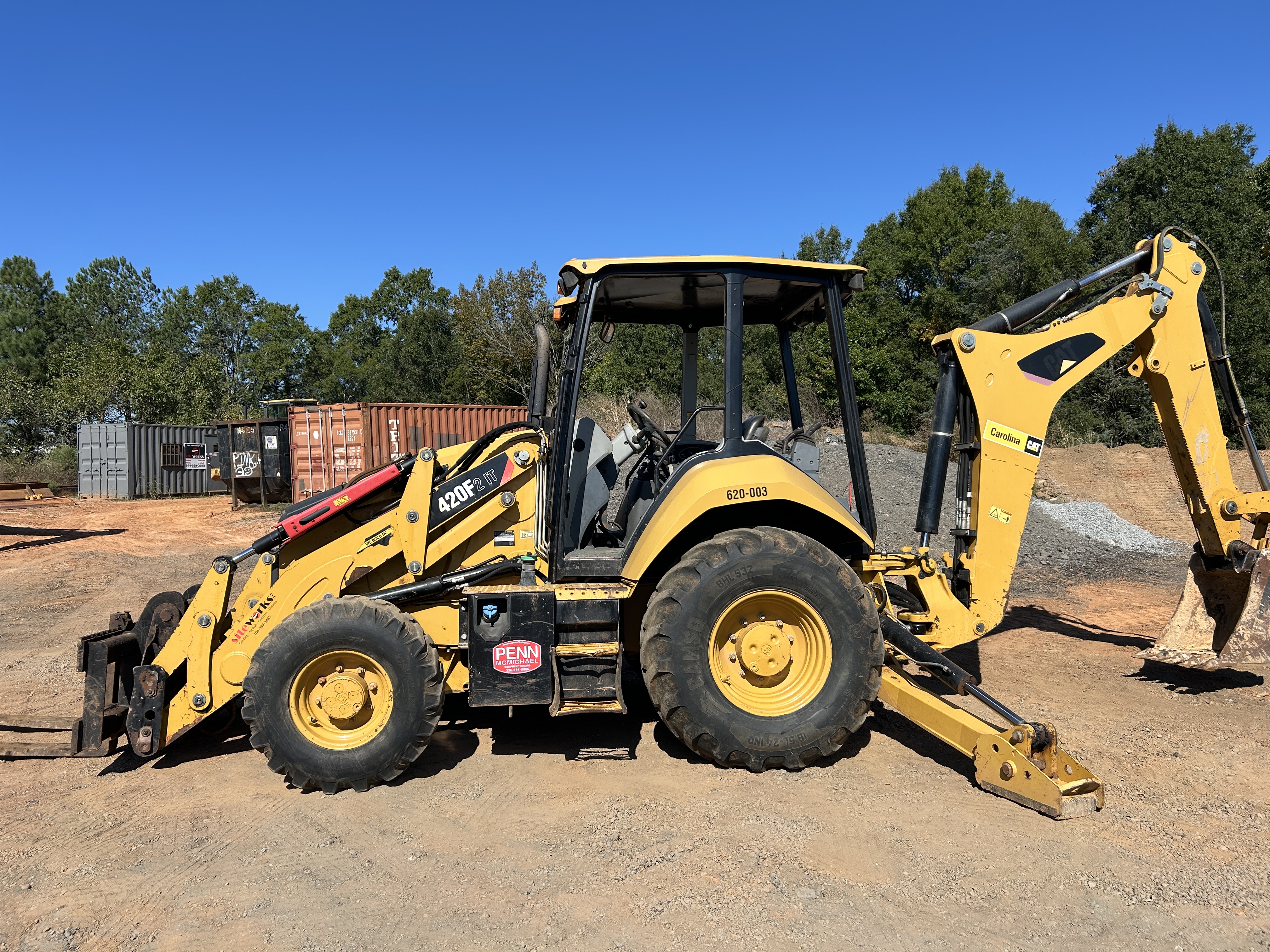 Used 2015 Caterpillar 420F2 IT