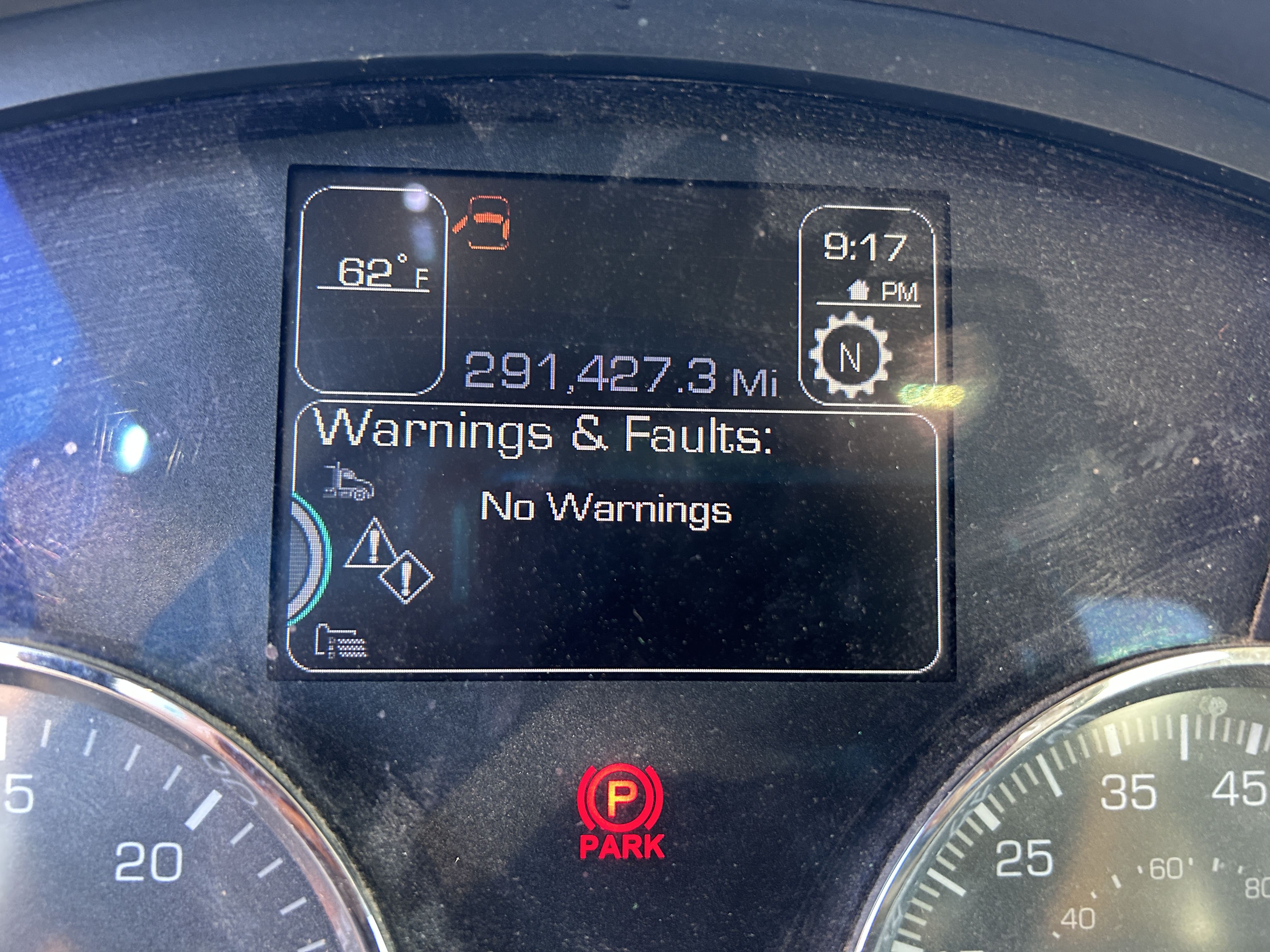 Used 2016 Kenworth T880 Quad Axle Dump Truck - Automatic