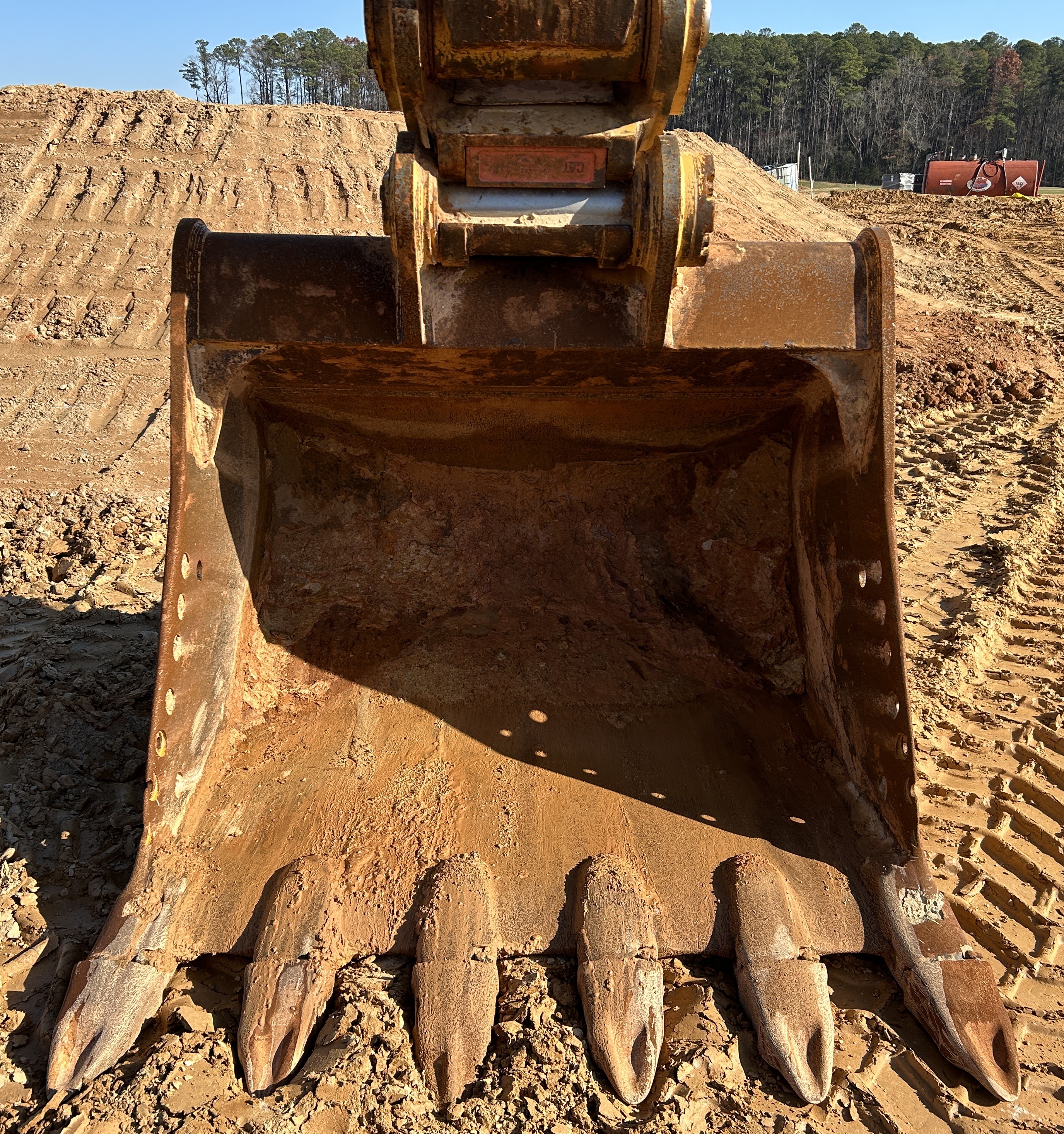 Used 2016 Caterpillar 349FL