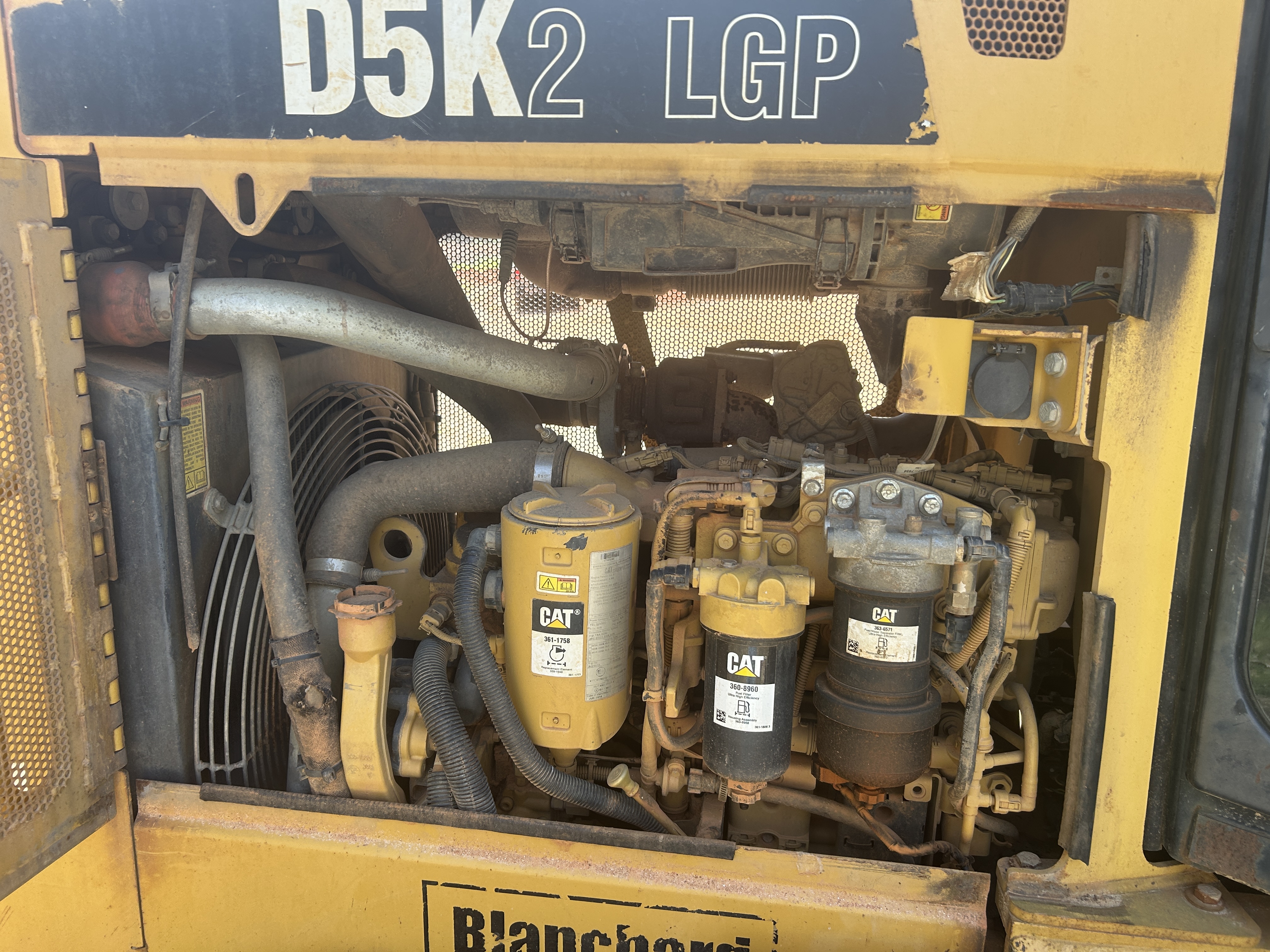 Used 2012 Caterpillar D5K2 LGP