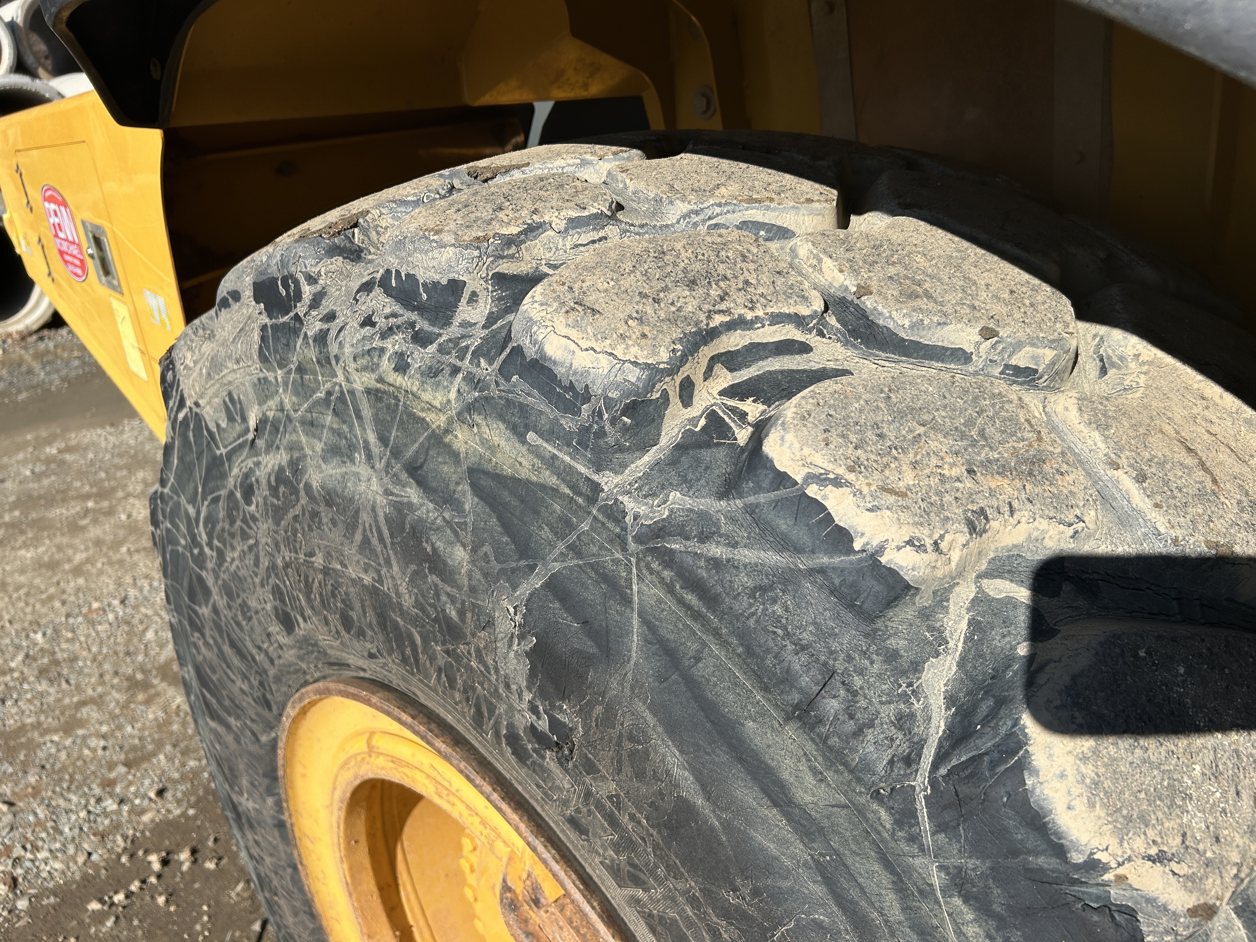 Used 2015 Deere 300D Series II